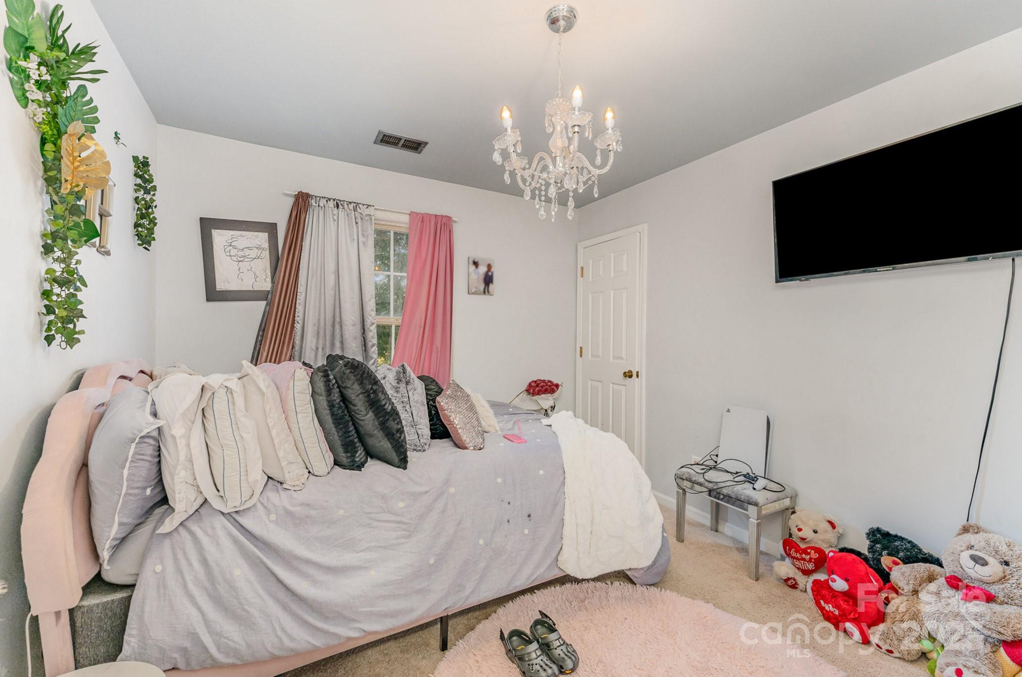 11424 Glenstone Court Property Photo 20