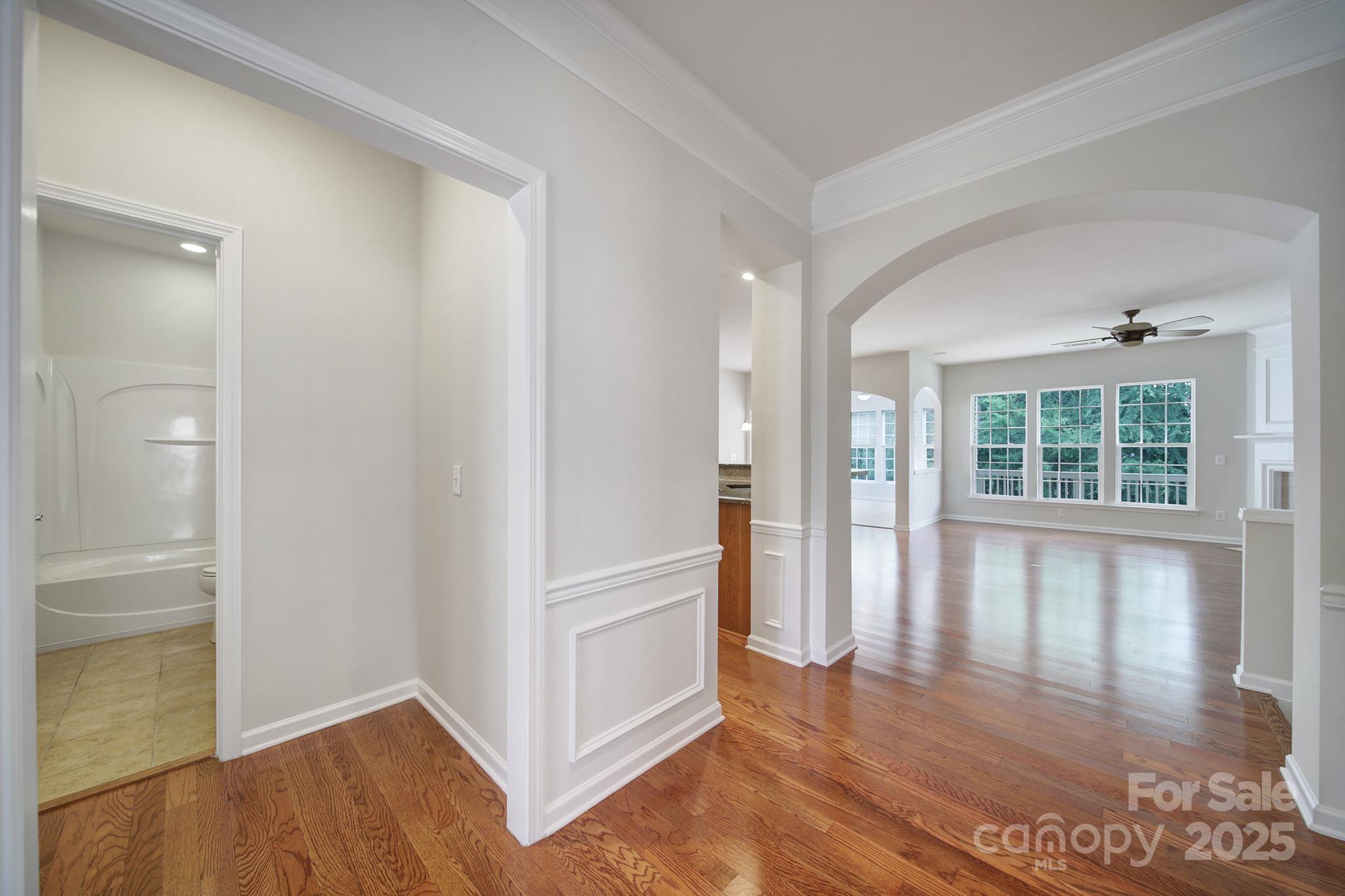 27014 Sanderling Court Property Photo 4