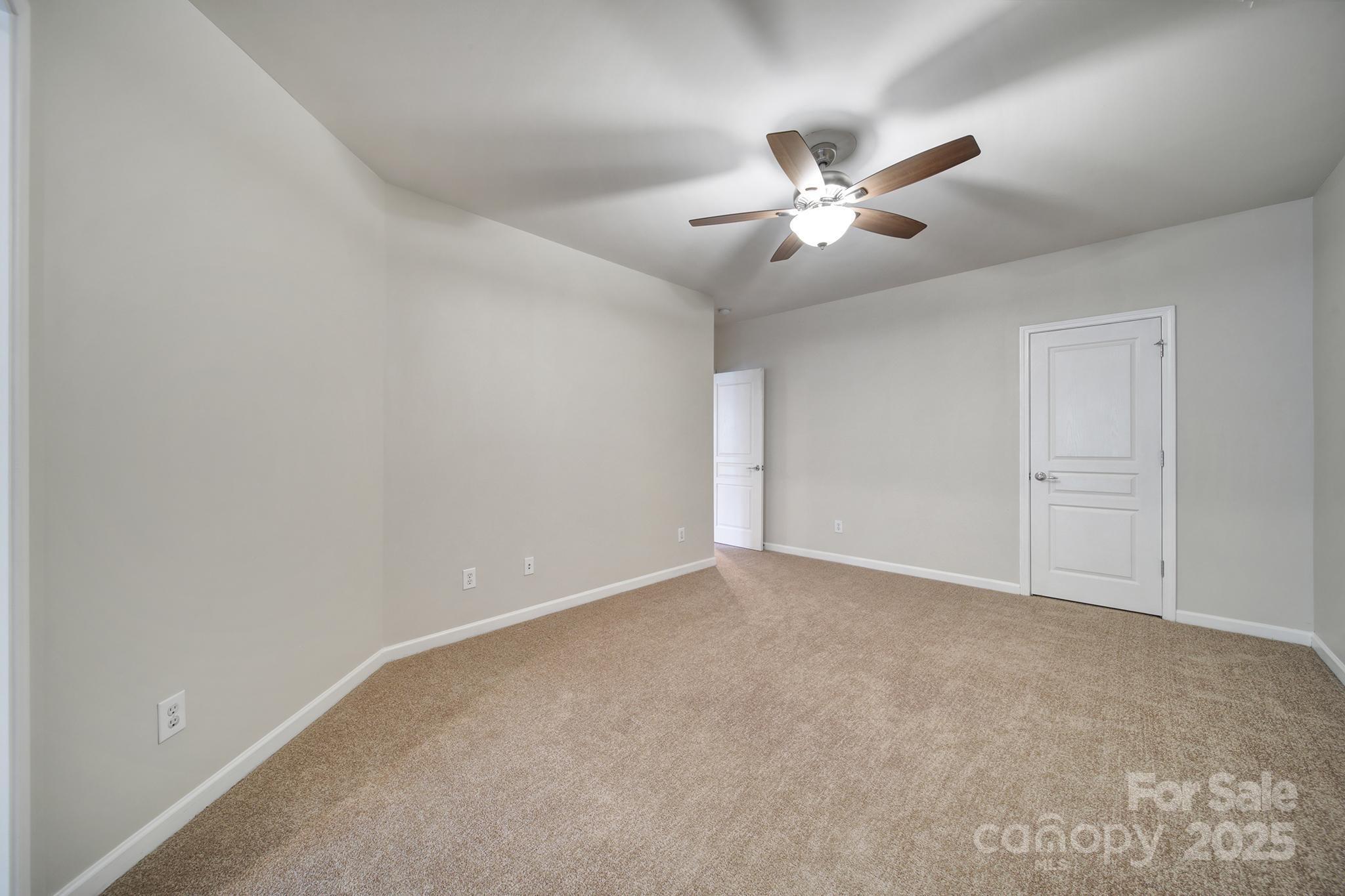 27014 Sanderling Court Property Photo 32