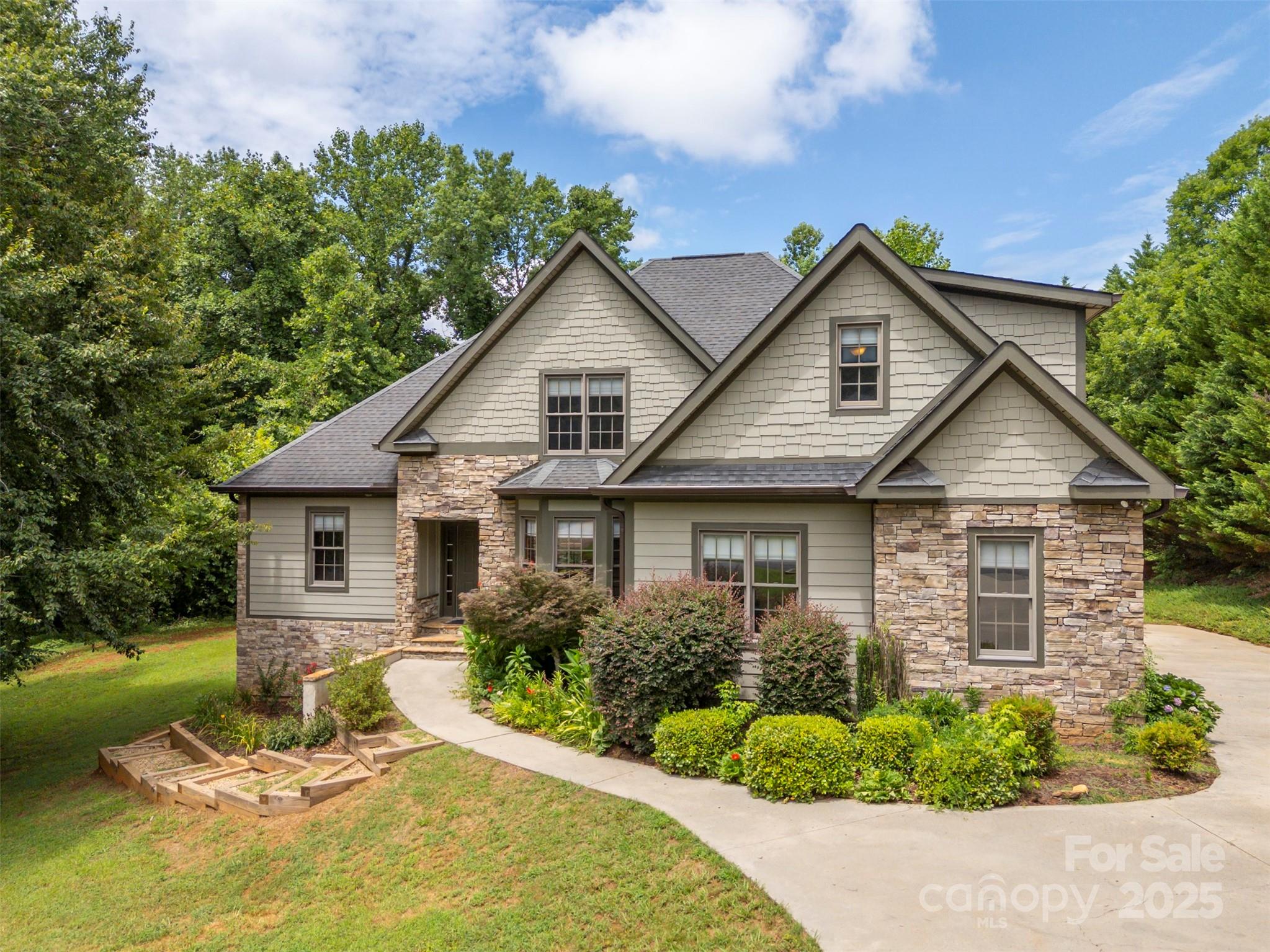 60 Bridge Lane Property Photo 1