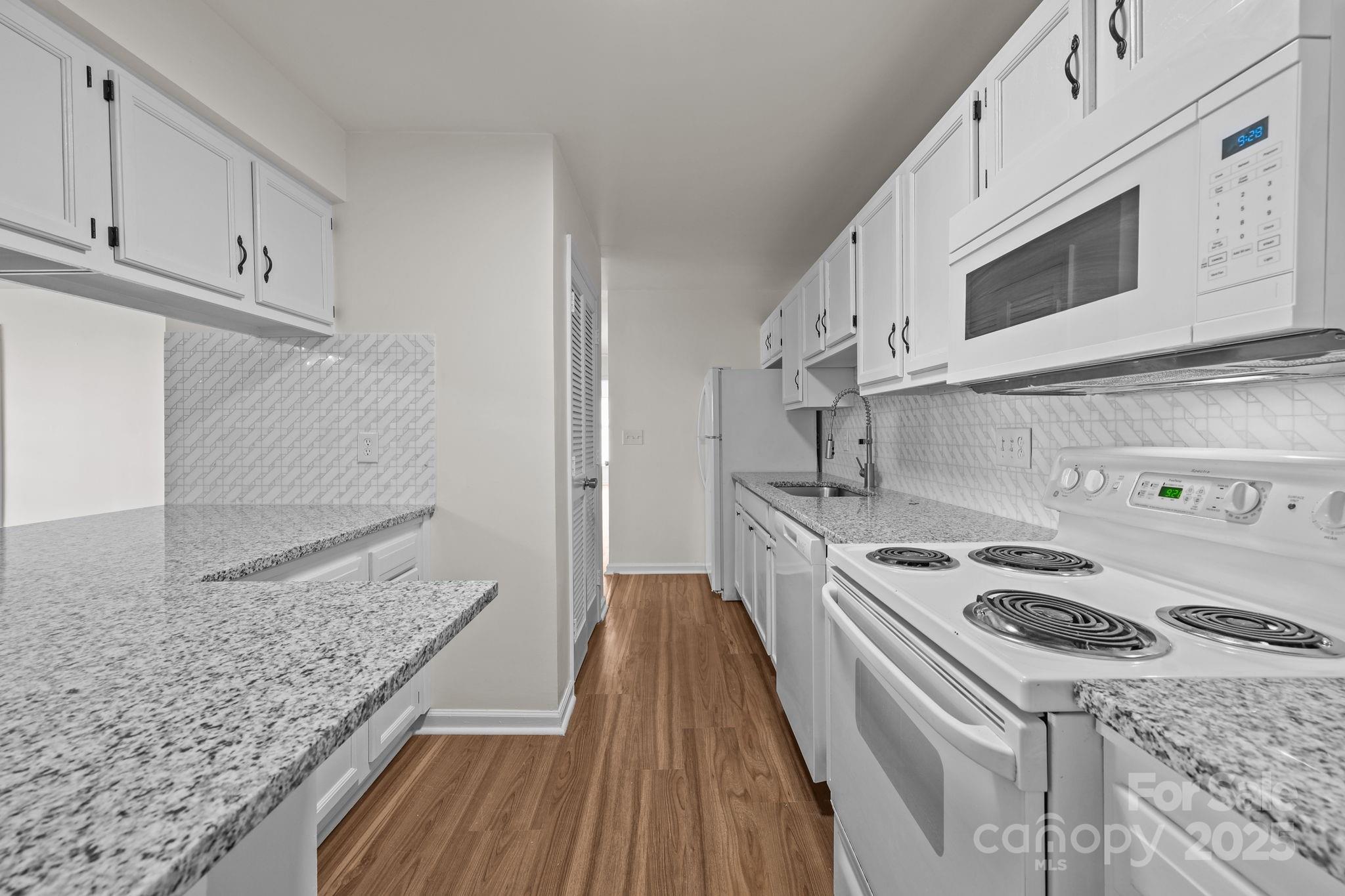 6203 Rosecroft Drive Property Photo 12