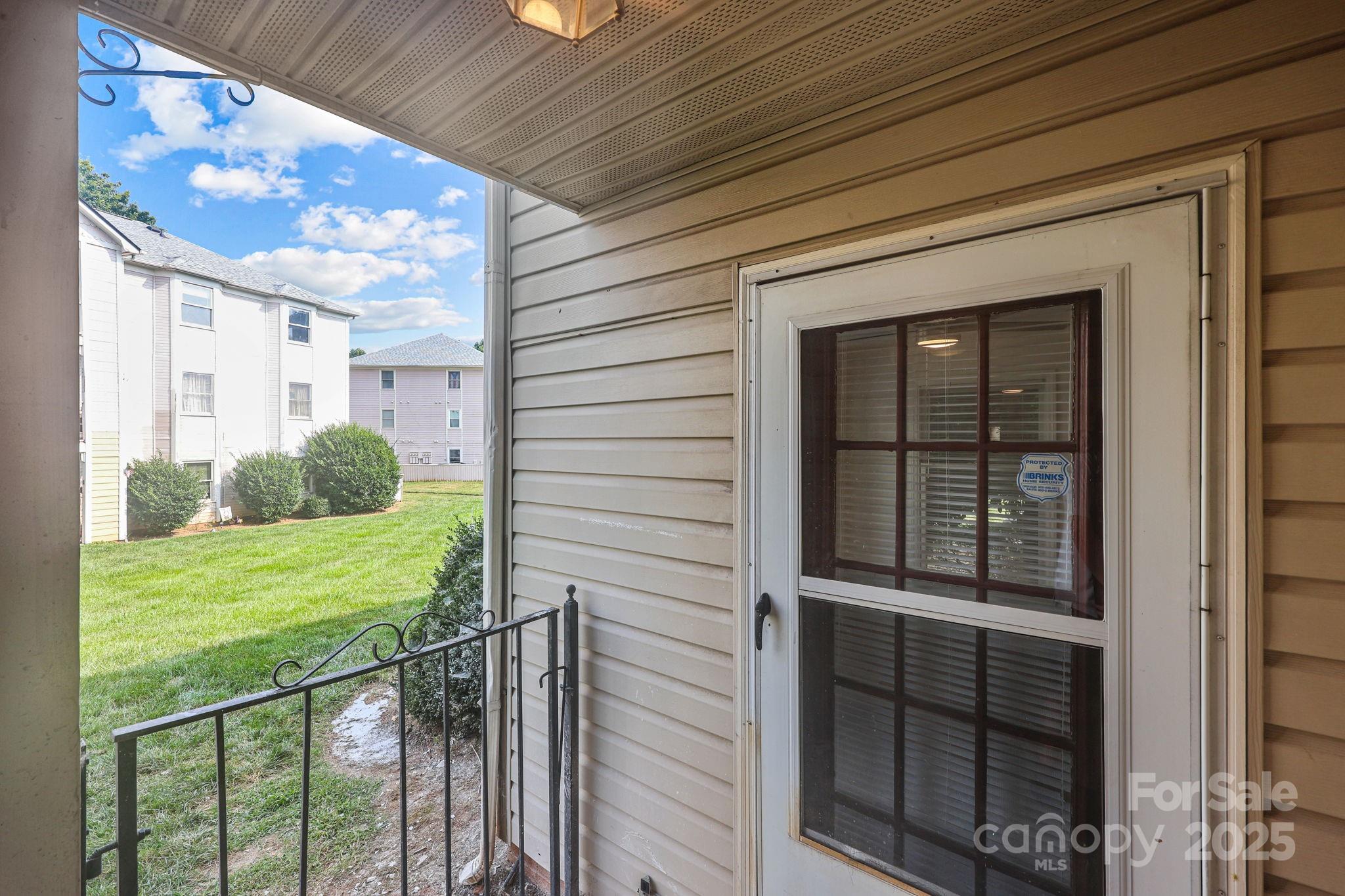 6203 Rosecroft Drive Property Photo 39