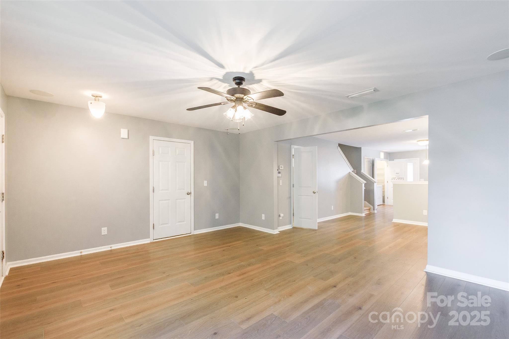 8225 Midas Lane Property Photo 6