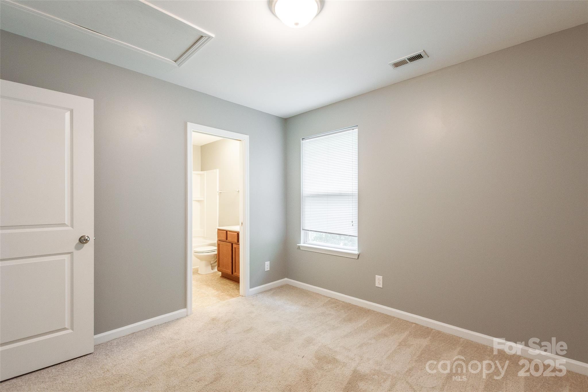 8225 Midas Lane Property Photo 18