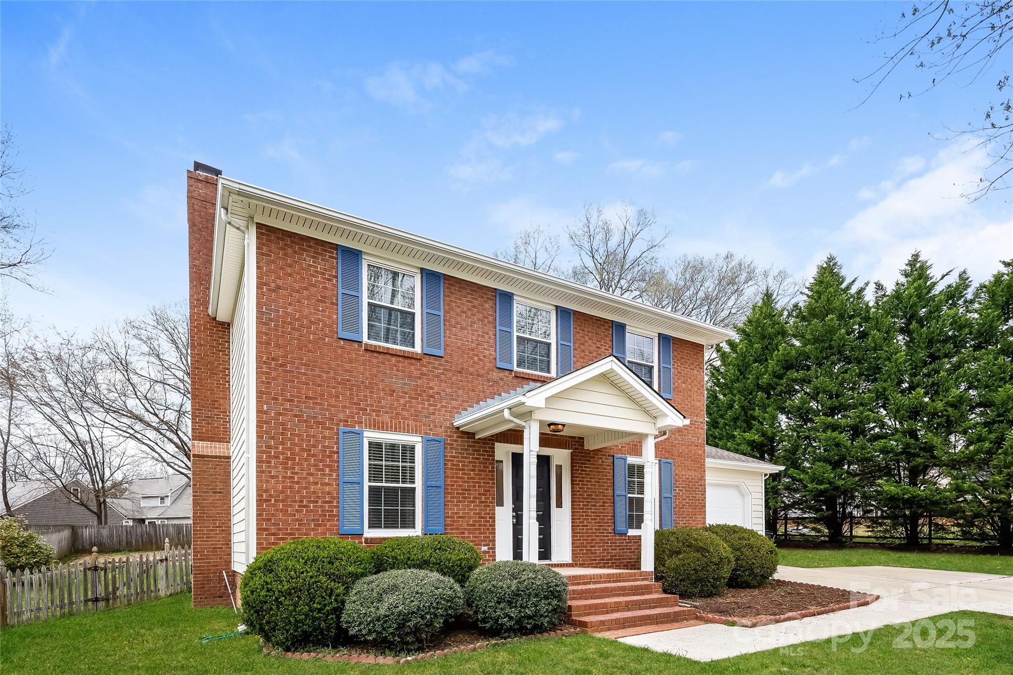 8749 Rittenhouse Circle Property Photo 2