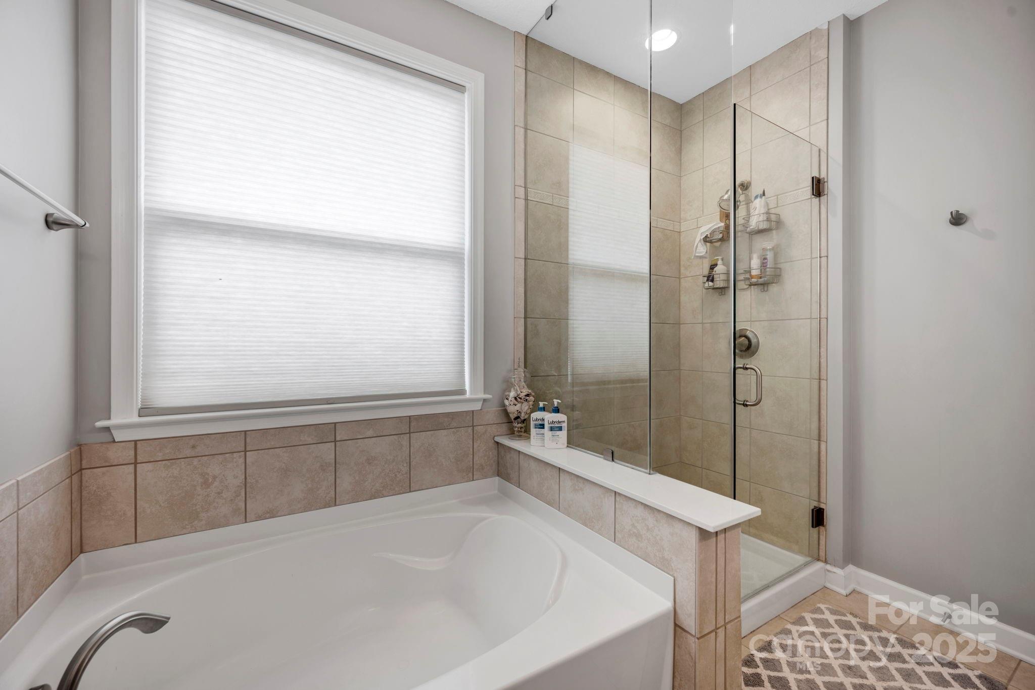 1066 Shelly Woods Drive Property Photo 29