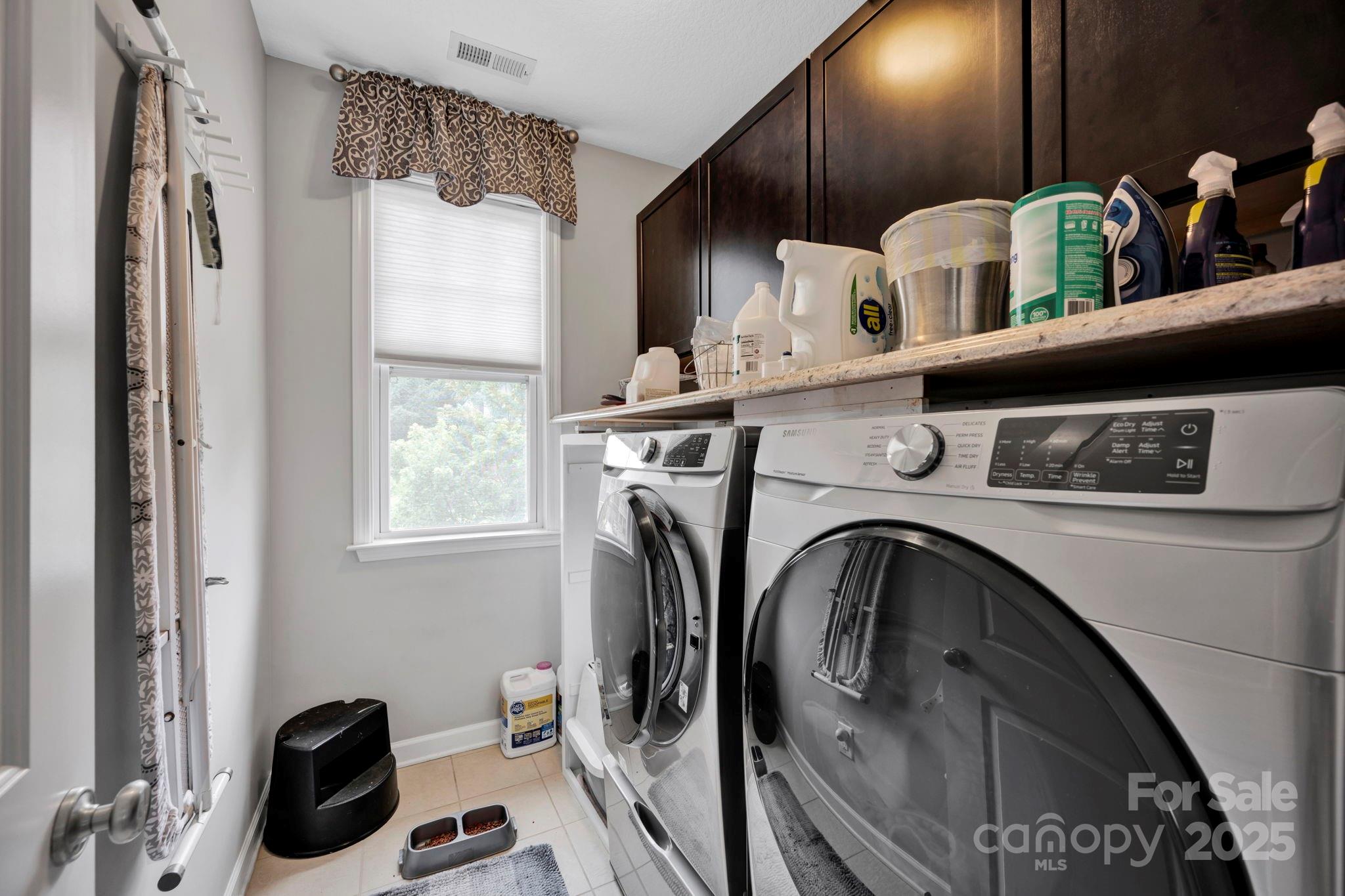 1066 Shelly Woods Drive Property Photo 30