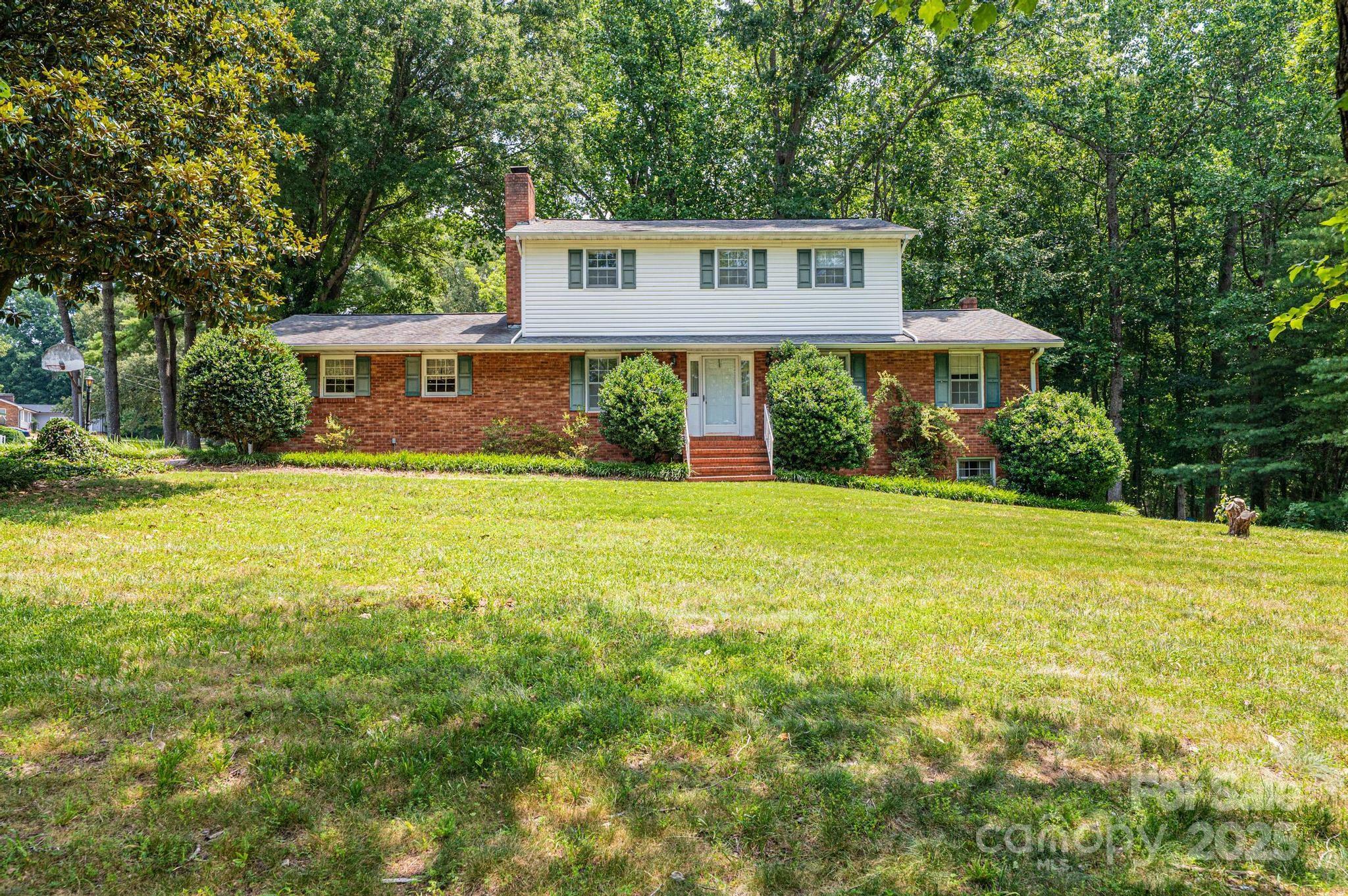 3781 Dover Street Property Photo 1