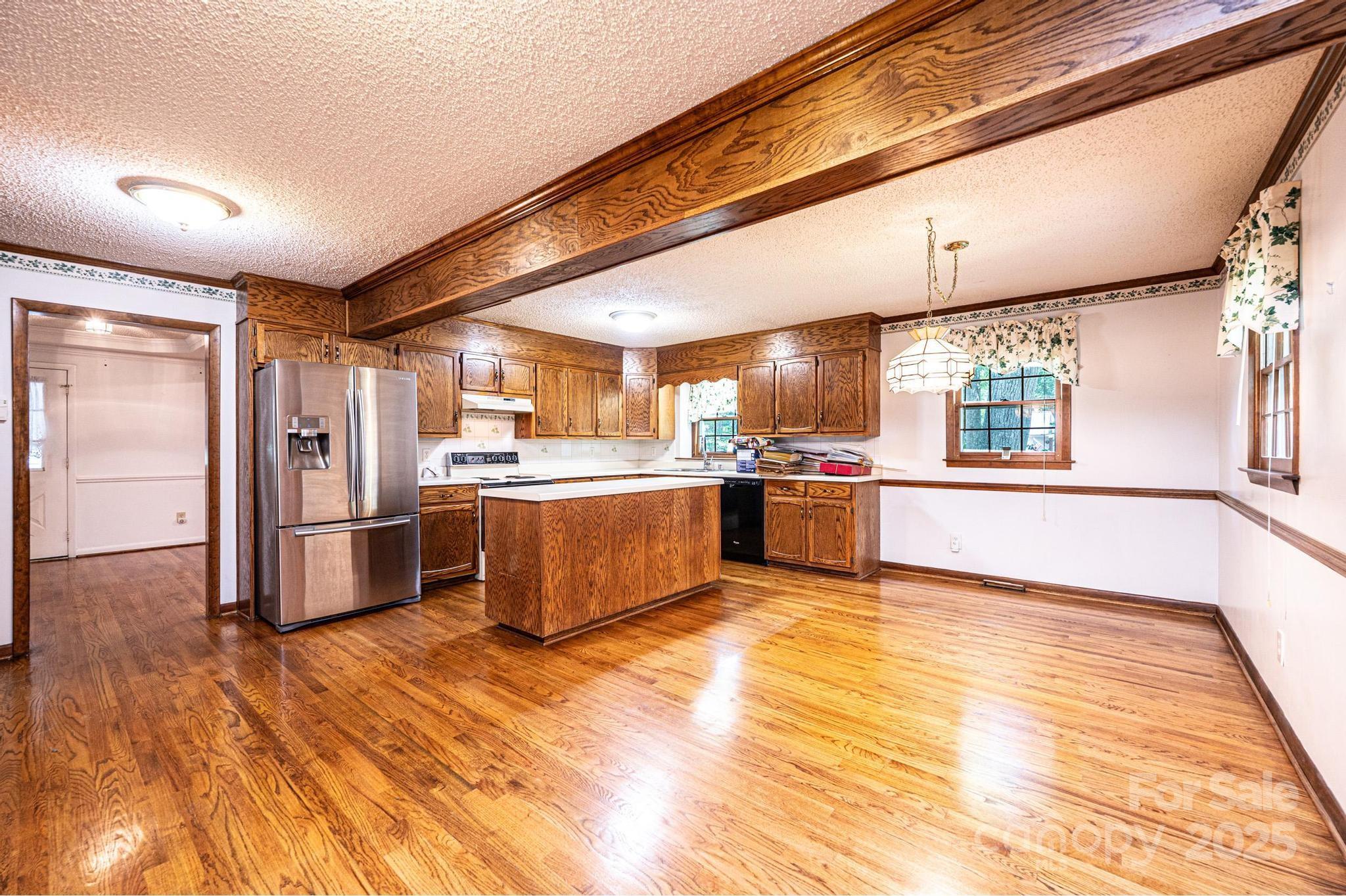 3781 Dover Street Property Photo 22