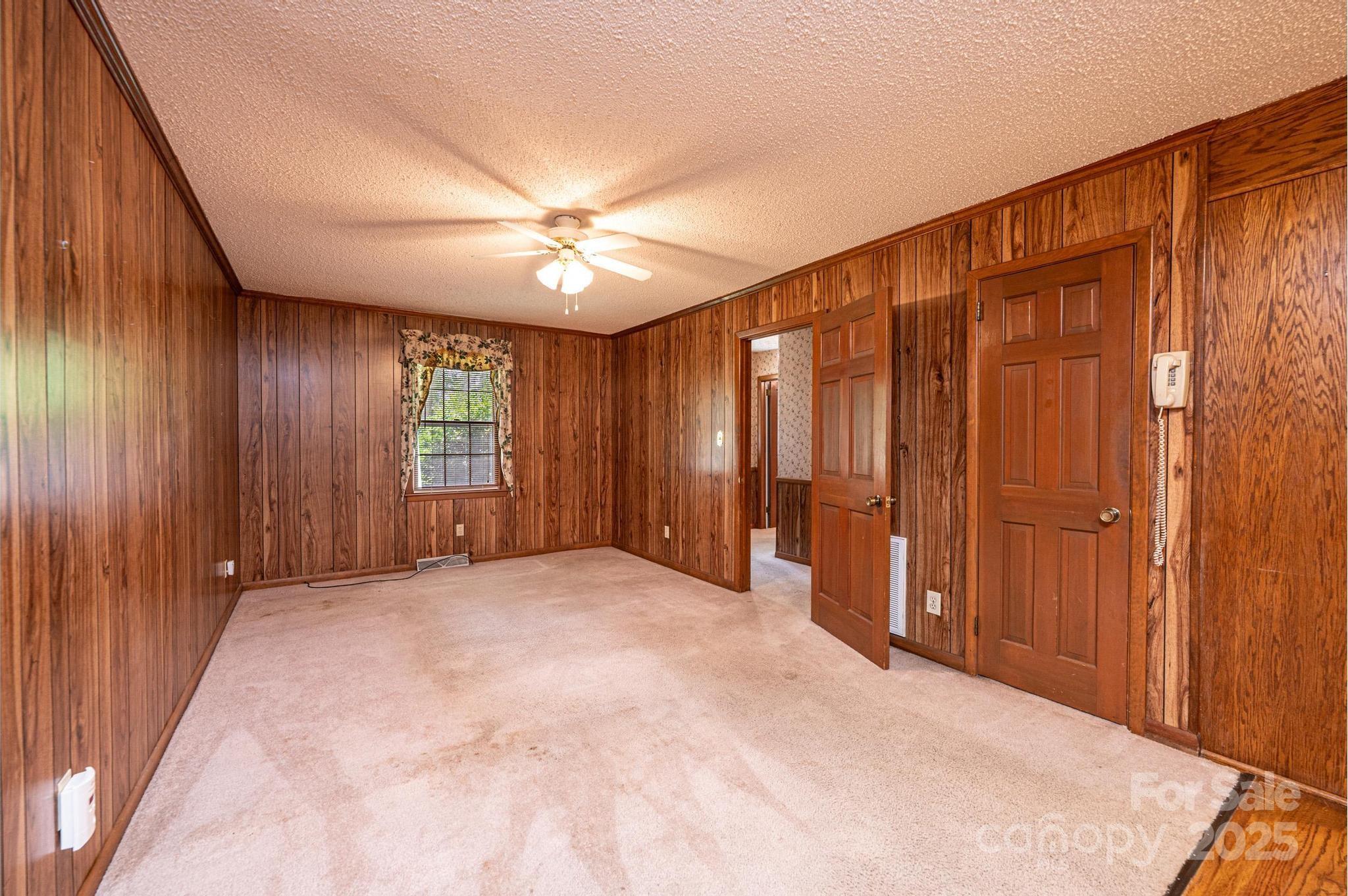 3781 Dover Street Property Photo 23