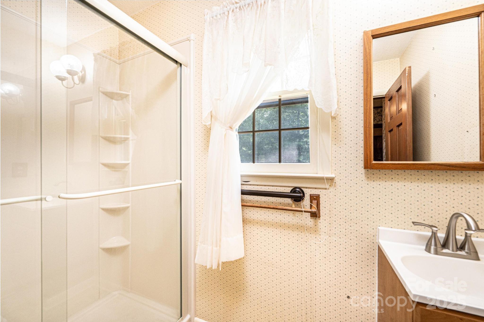 3781 Dover Street Property Photo 29