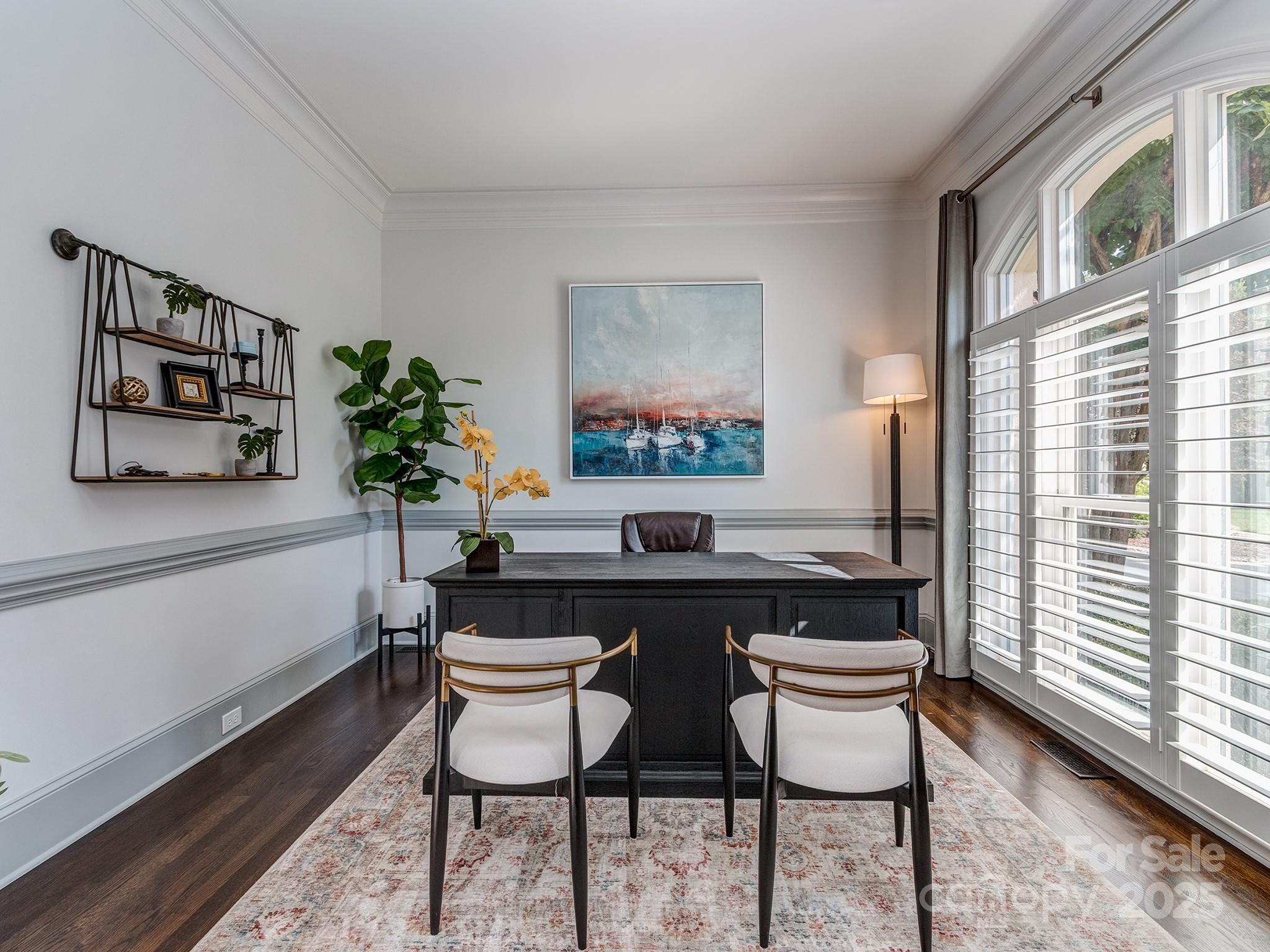 102 Montrose Drive Property Photo 4