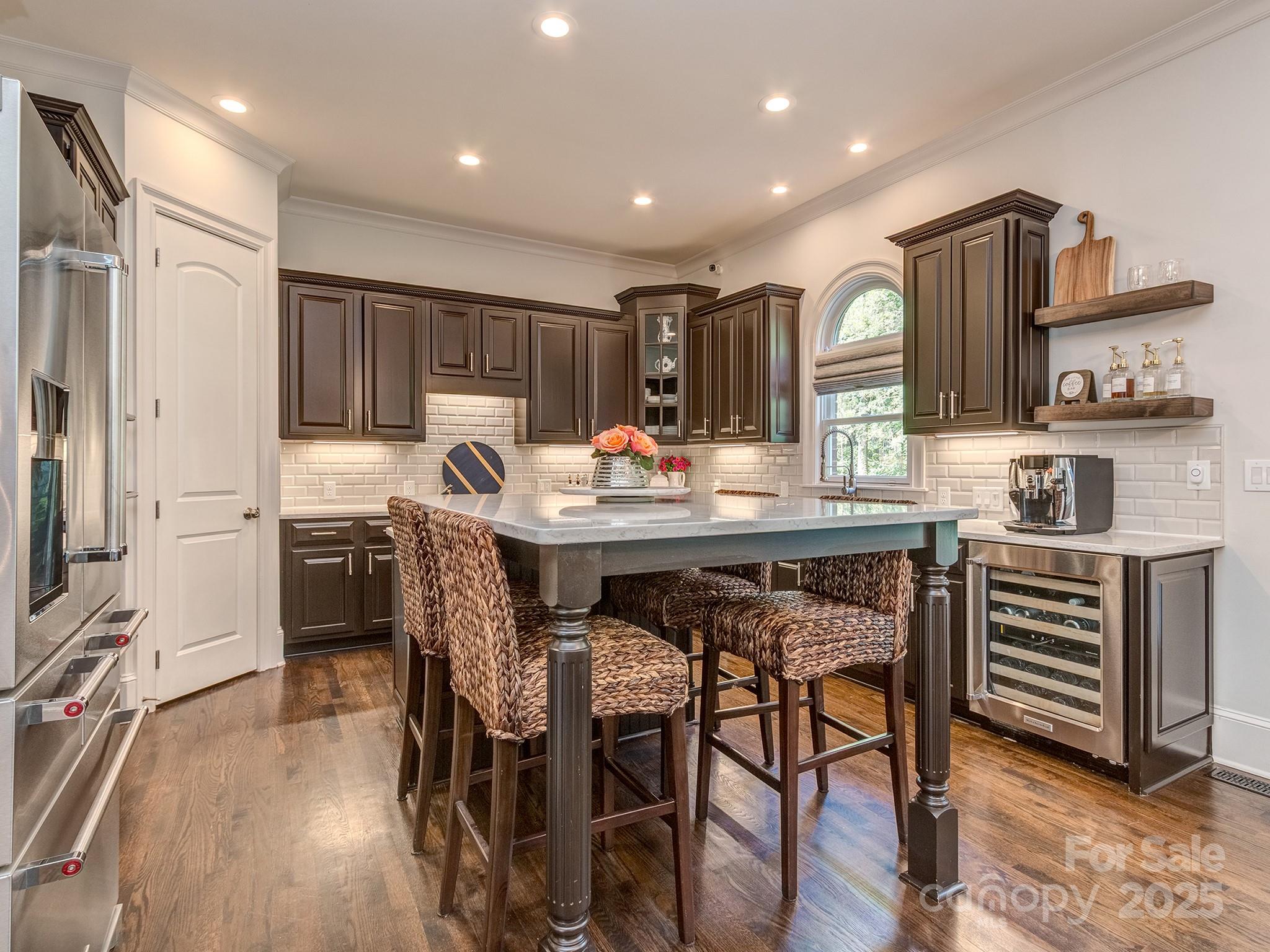 102 Montrose Drive Property Photo 14