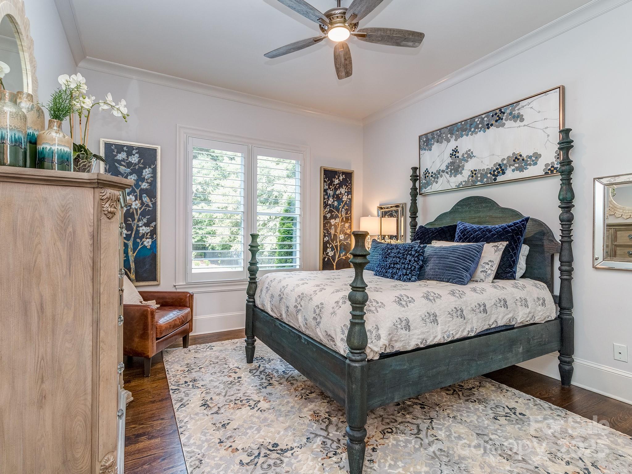 102 Montrose Drive Property Photo 17