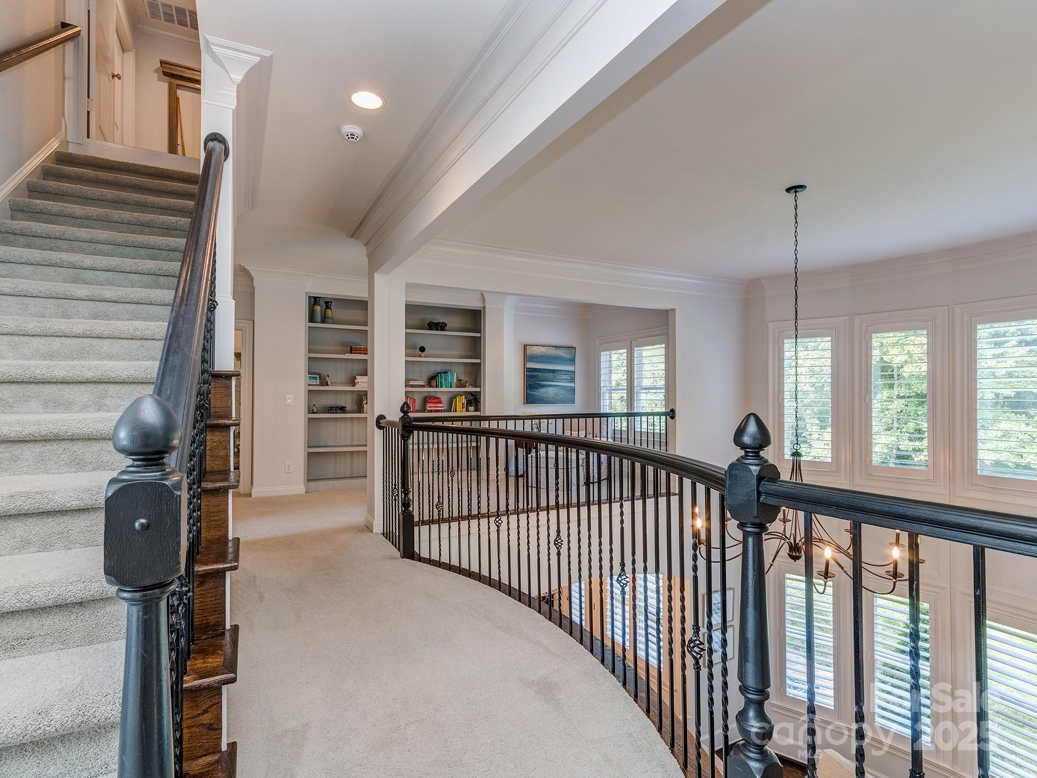 102 Montrose Drive Property Photo 20