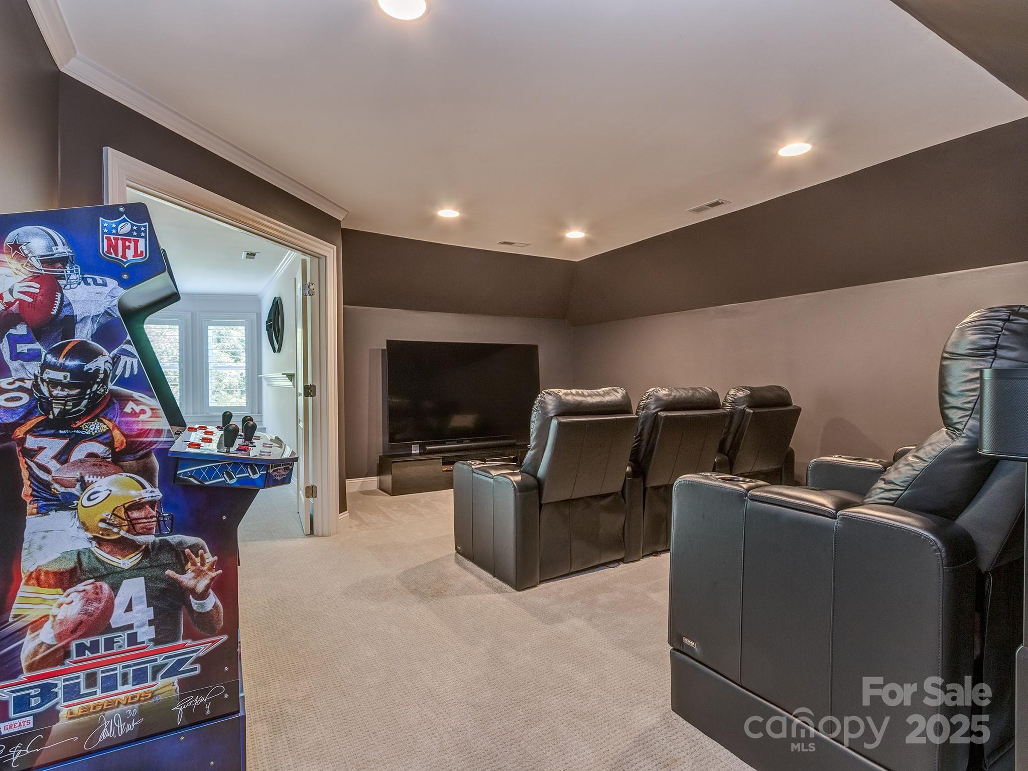 102 Montrose Drive Property Photo 32