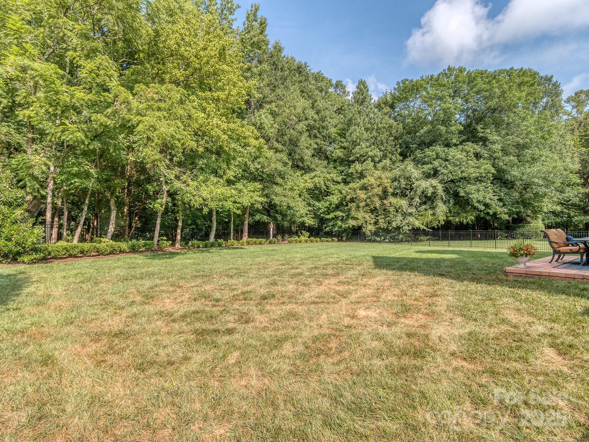 102 Montrose Drive Property Photo 35