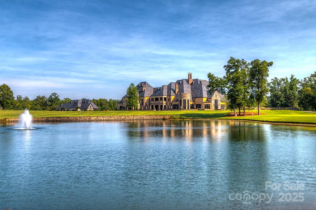 102 Montrose Drive Property Photo 40