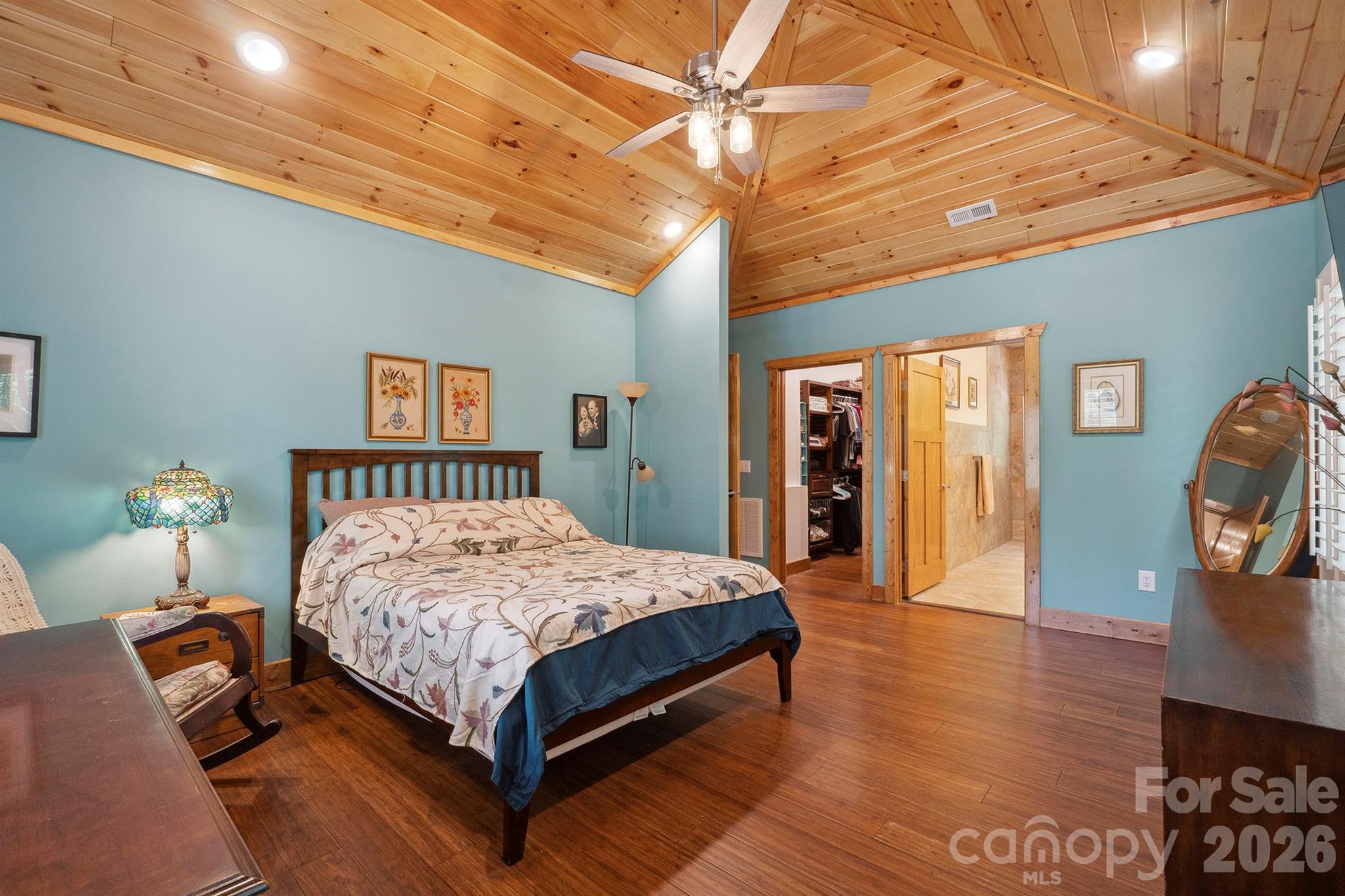 225 Henrys Glen Drive Property Photo 29