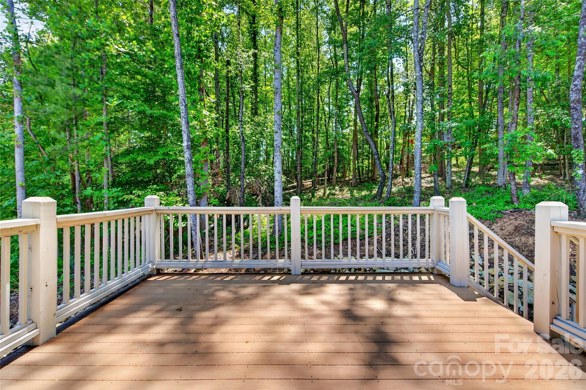 225 Henrys Glen Drive Property Photo 36