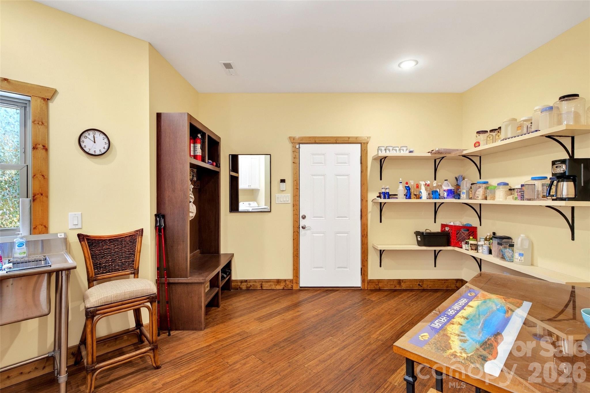 225 Henrys Glen Drive Property Photo 42