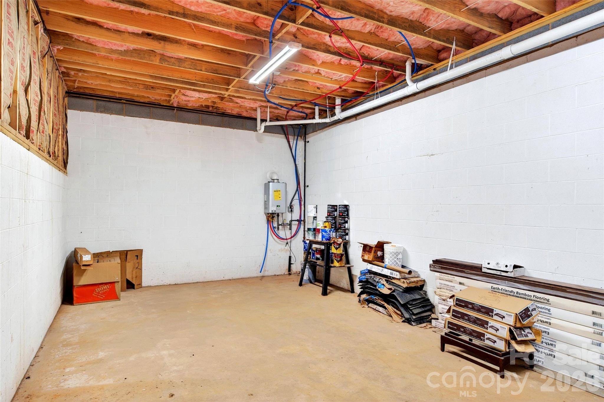 225 Henrys Glen Drive Property Photo 46
