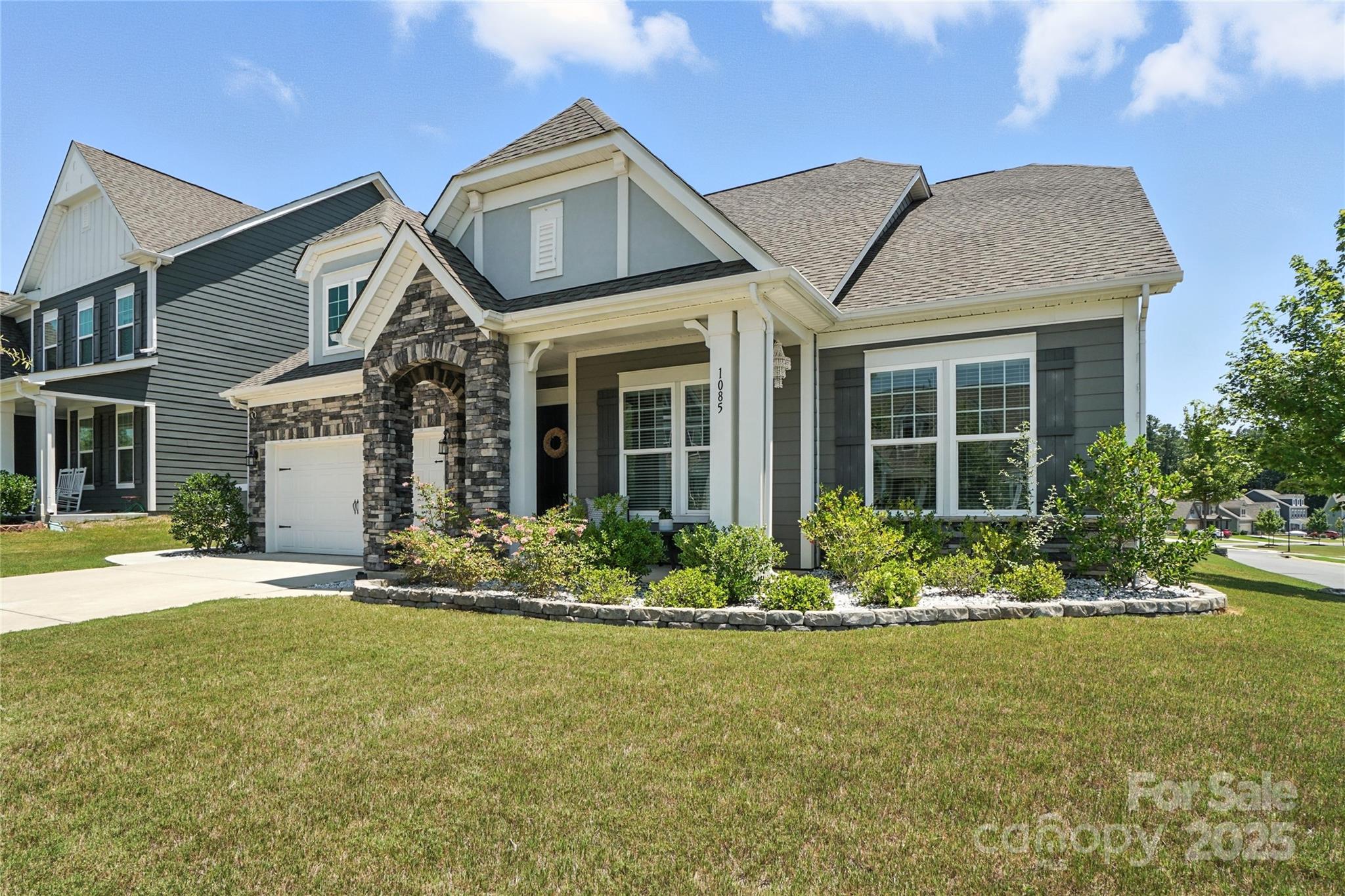 1085 Harbor Bay Drive Property Photo 3