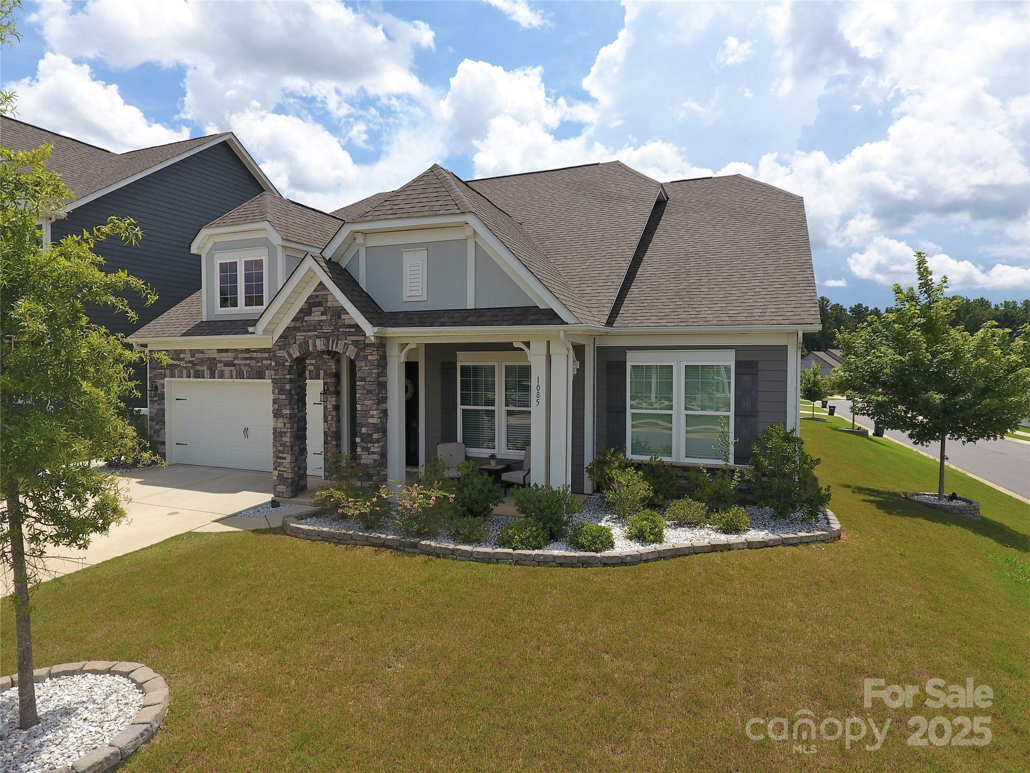 1085 Harbor Bay Drive Property Photo 4