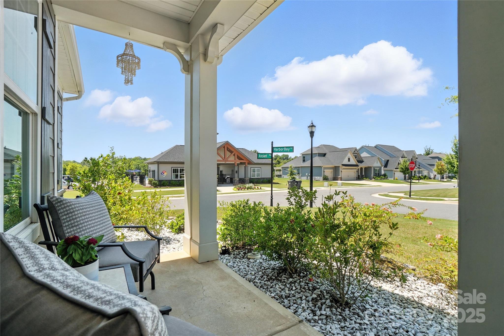 1085 Harbor Bay Drive Property Photo 5