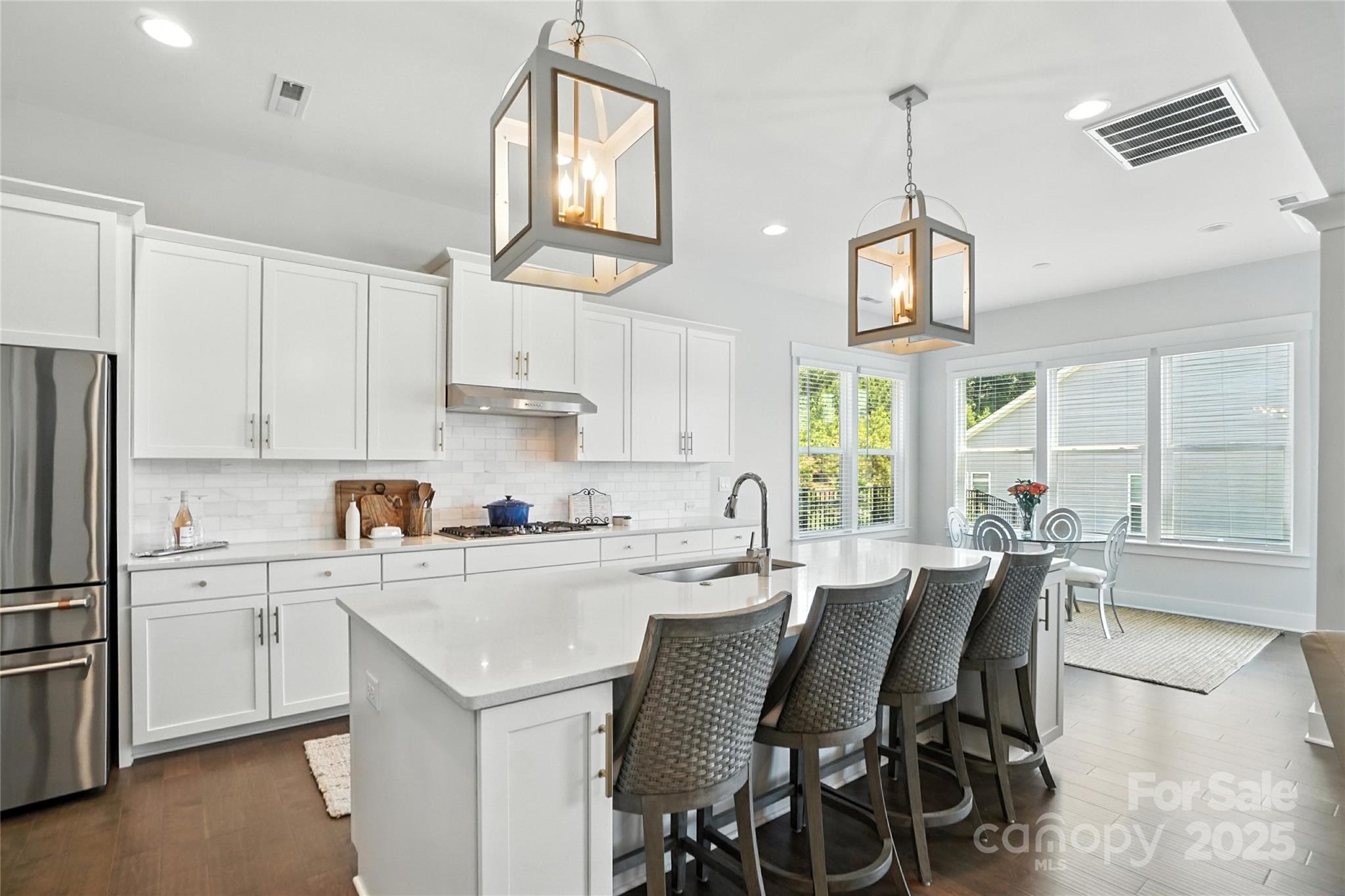 1085 Harbor Bay Drive Property Photo 12