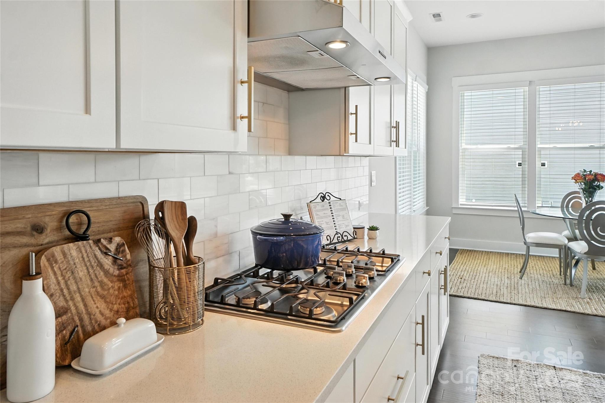 1085 Harbor Bay Drive Property Photo 15