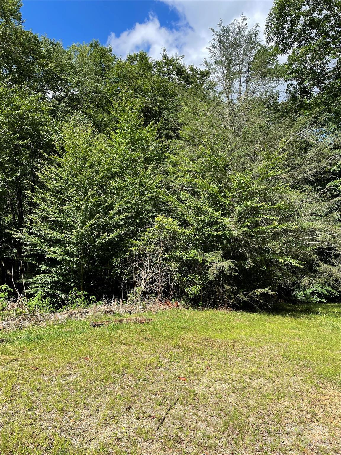 686 Mashstomp Road Property Photo