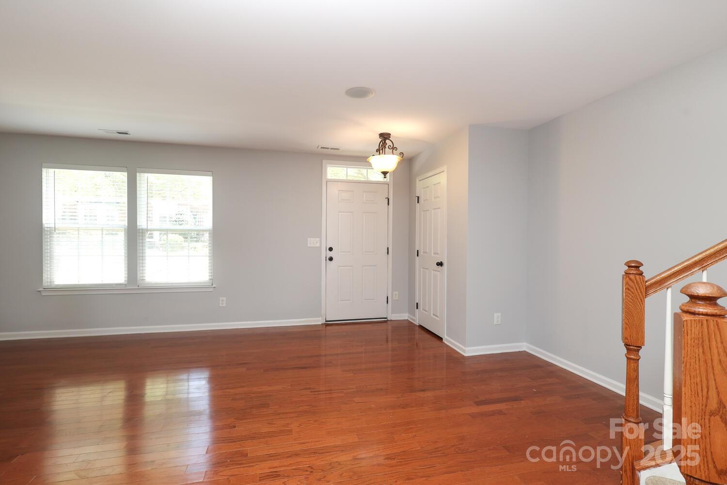 729 Naramore Street Property Photo 26