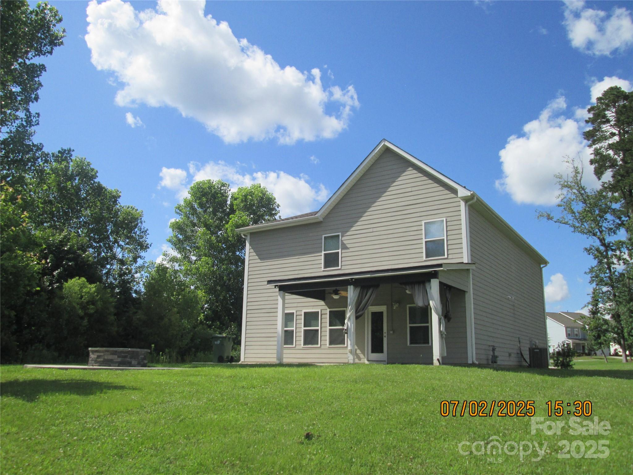 504 Stone River Parkway Property Photo 4