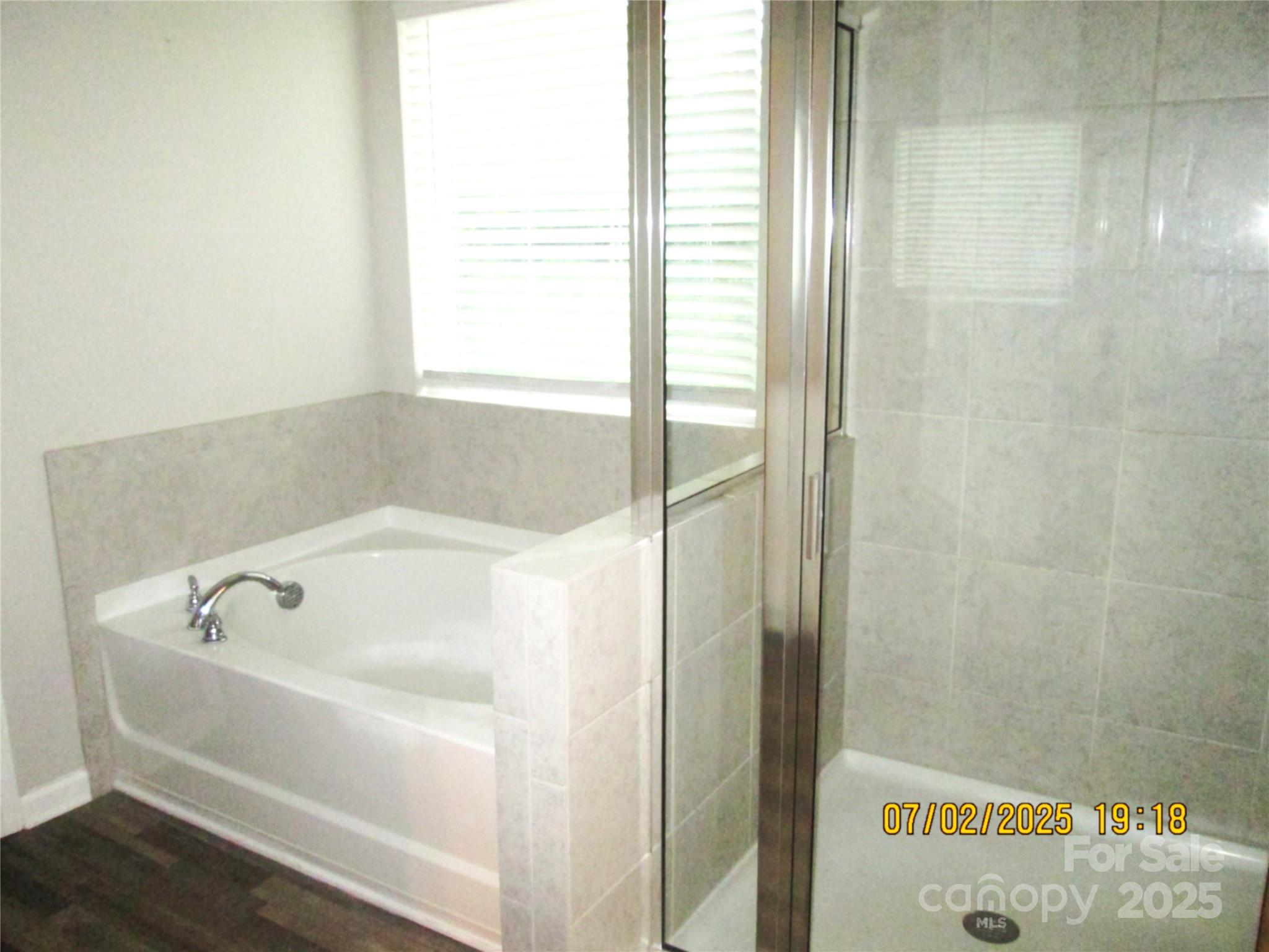 504 Stone River Parkway Property Photo 17