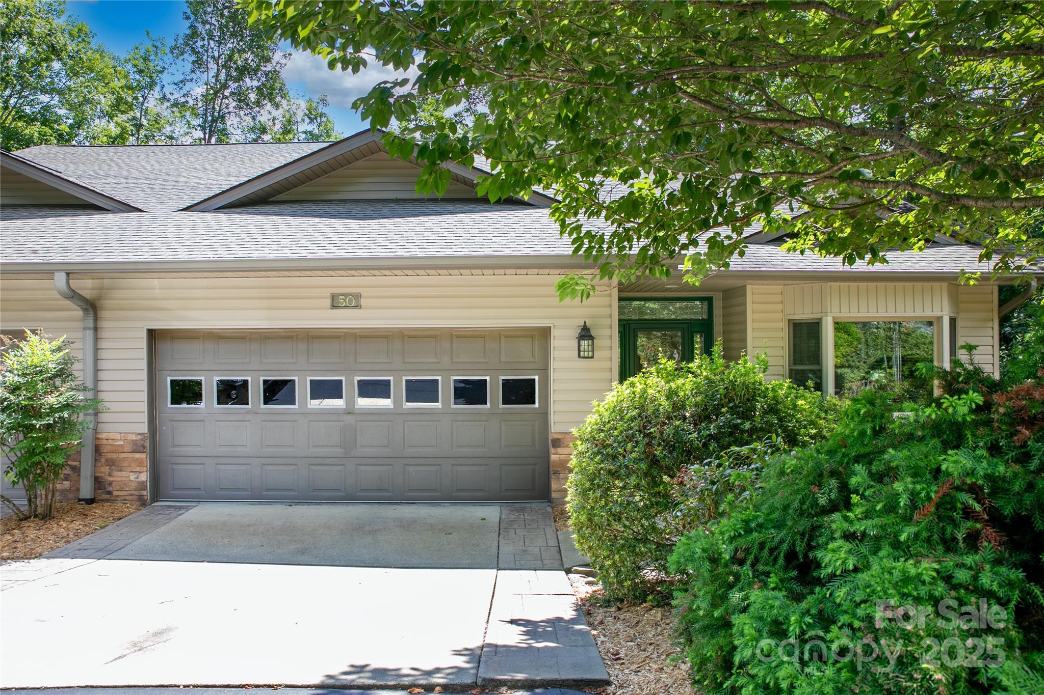 50 Duya Court Property Photo 1