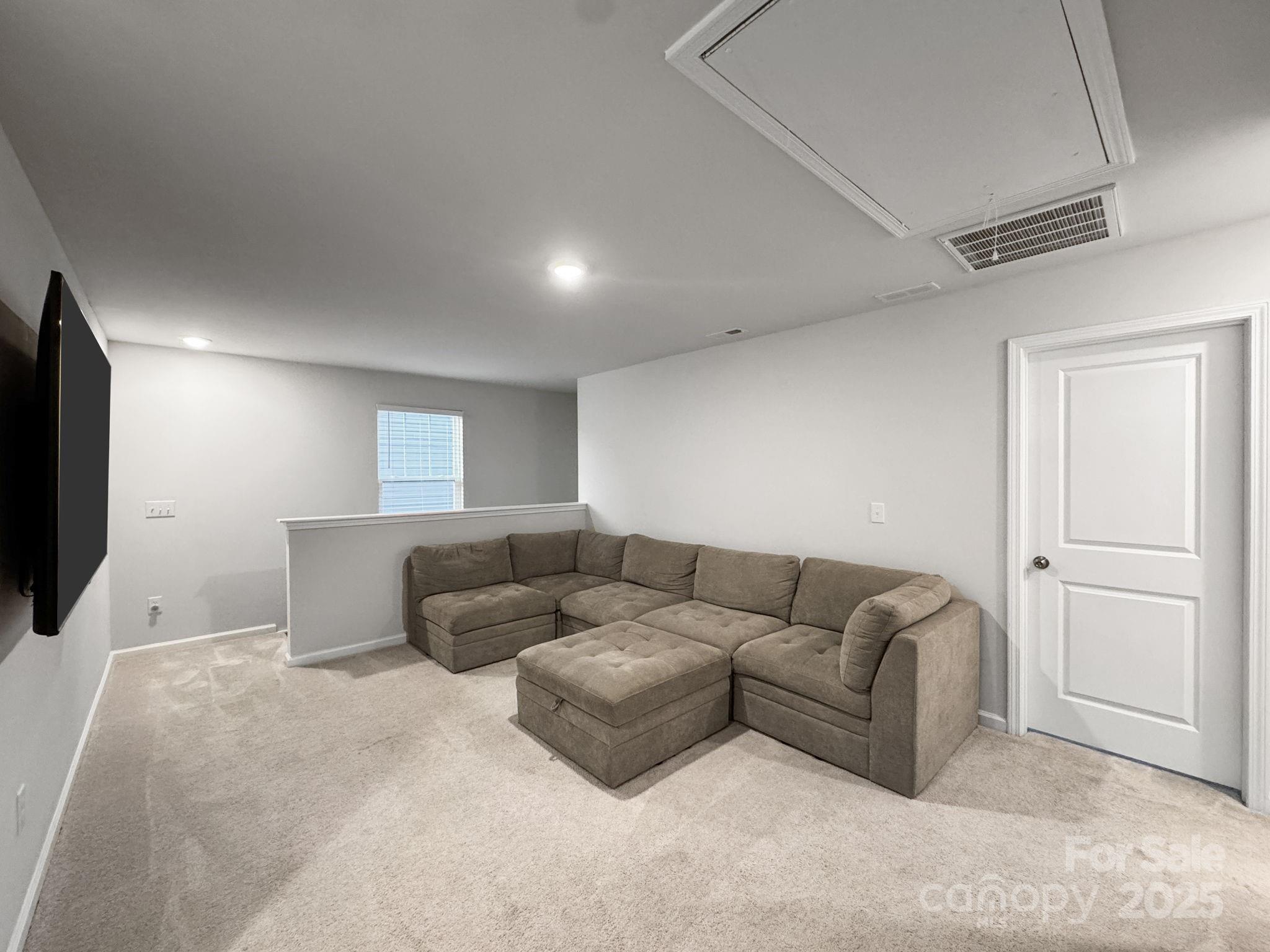 2807 Oldfield Drive Property Photo 15