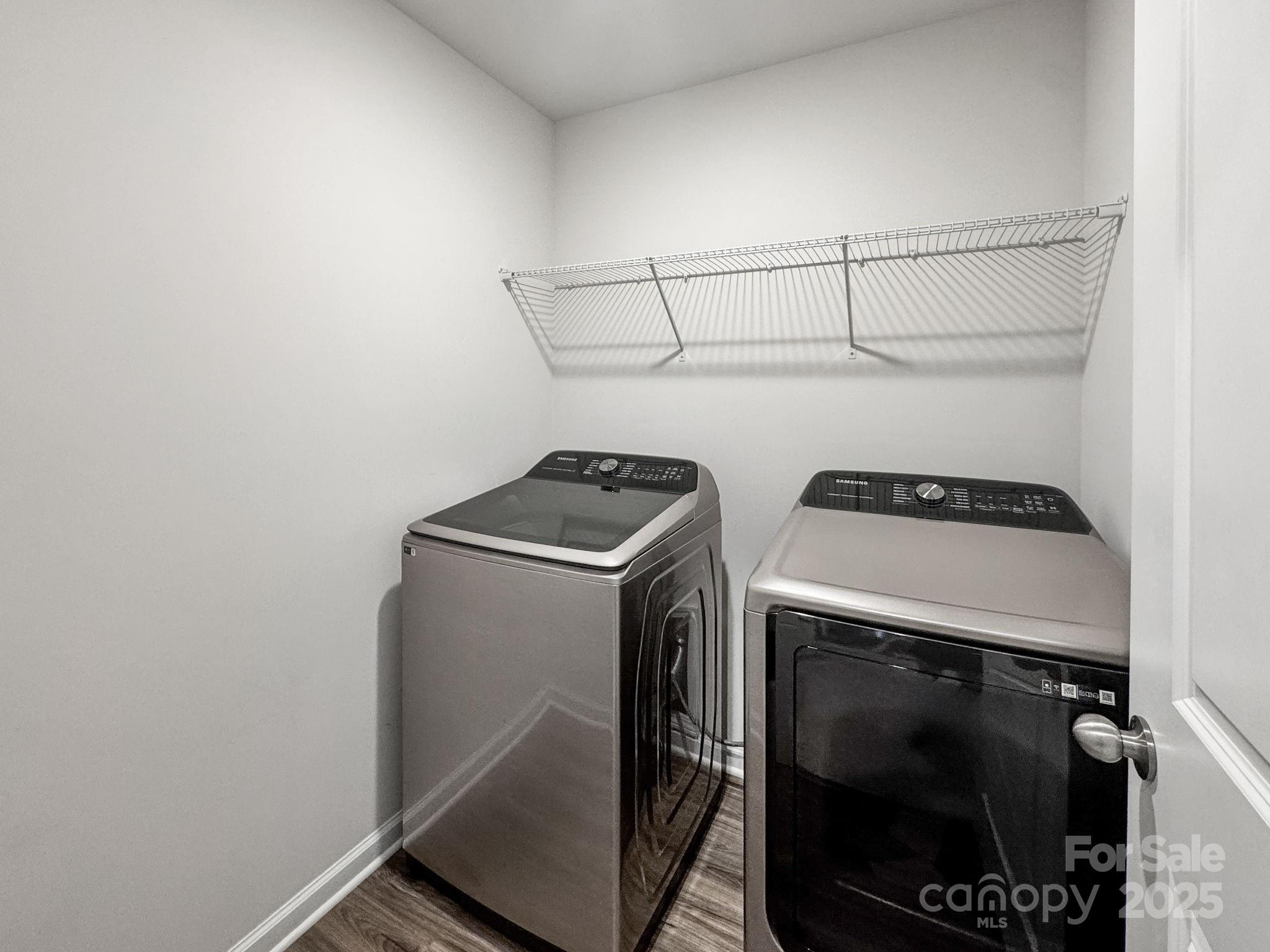 2807 Oldfield Drive Property Photo 16