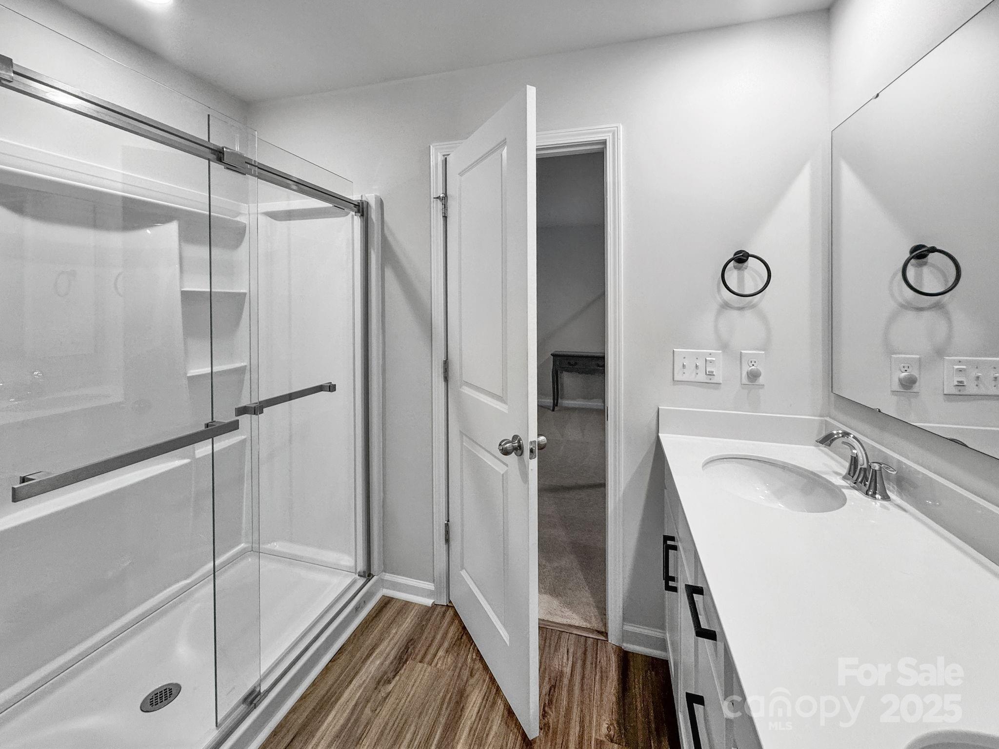 2807 Oldfield Drive Property Photo 19