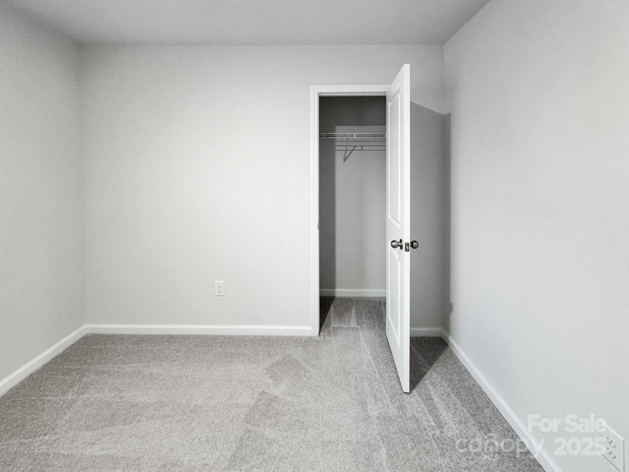 2807 Oldfield Drive Property Photo 26