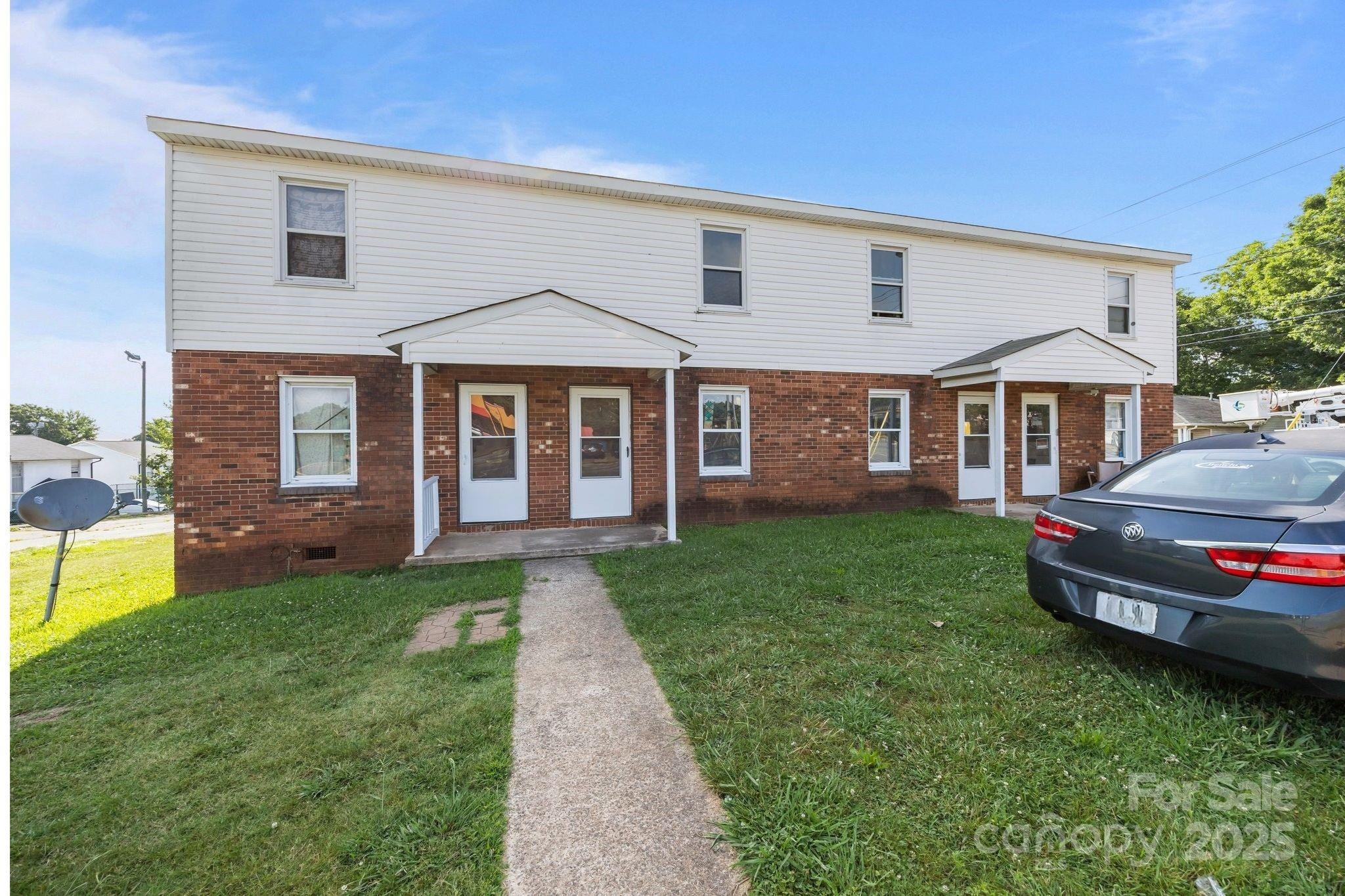 1401 E Fifth Street 186b Property Photo 4