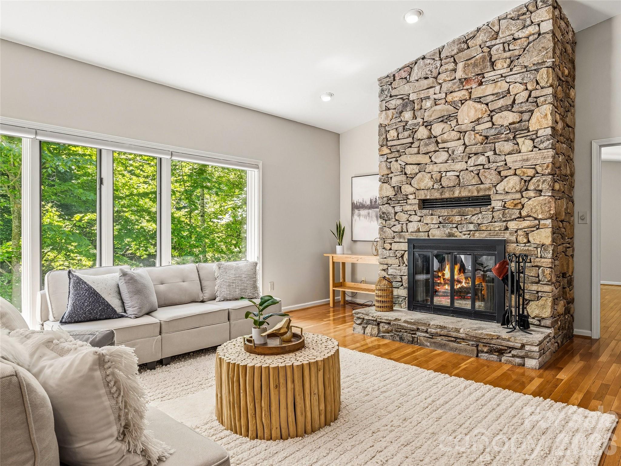 150 Sondley Parkway Property Photo 1