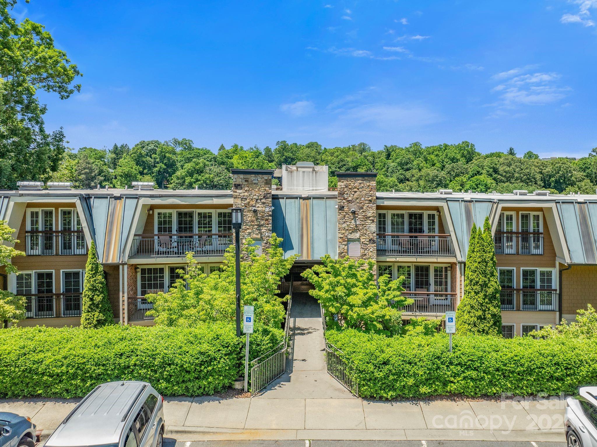 111 Bowling Park Road 111