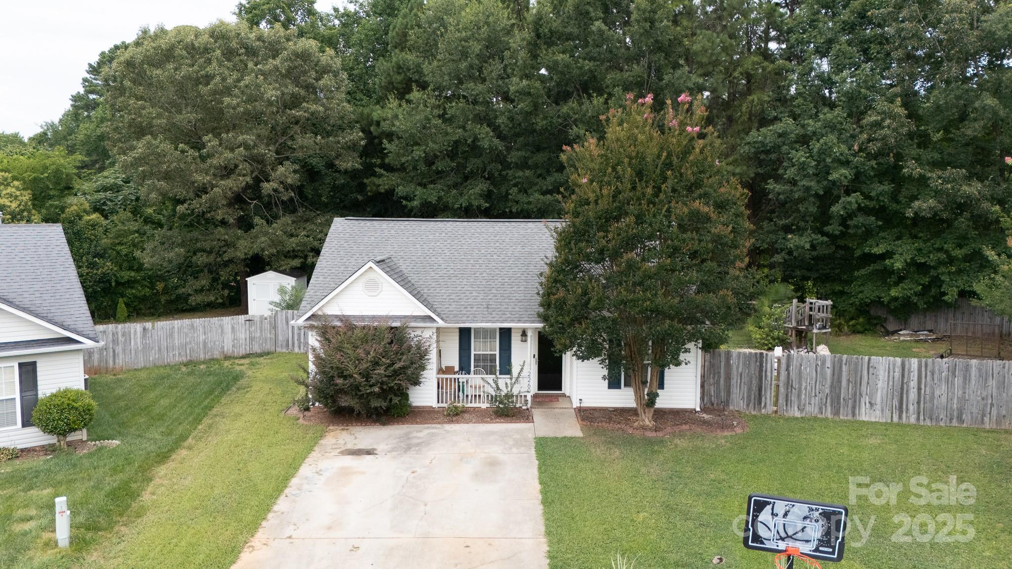 2260 Nuthatch Drive