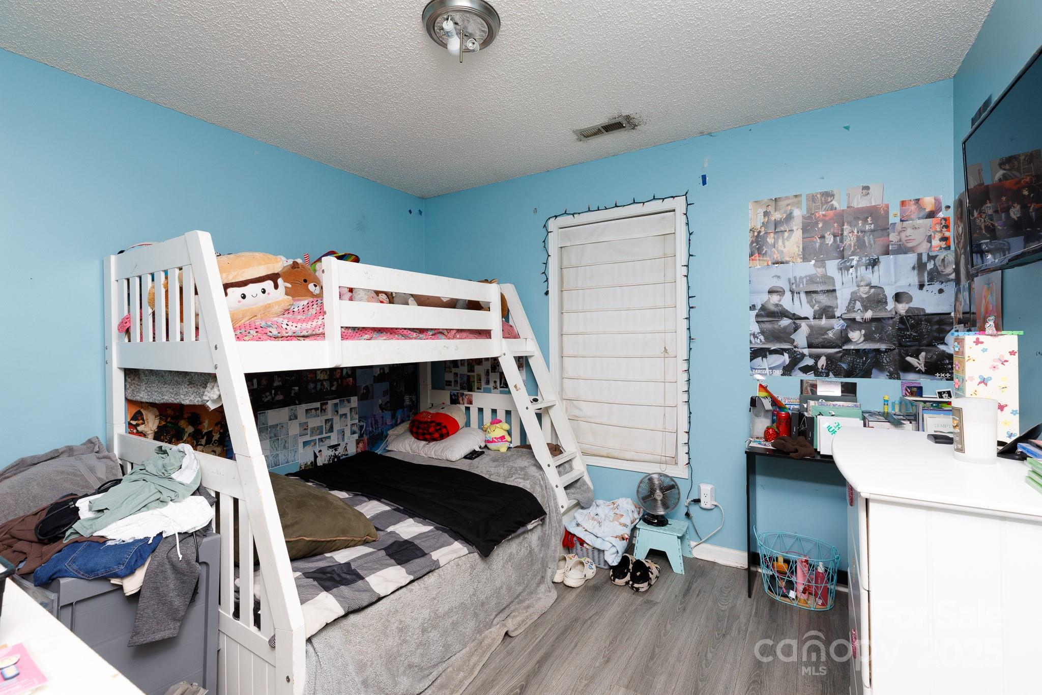 2260 Nuthatch Drive Property Photo 9