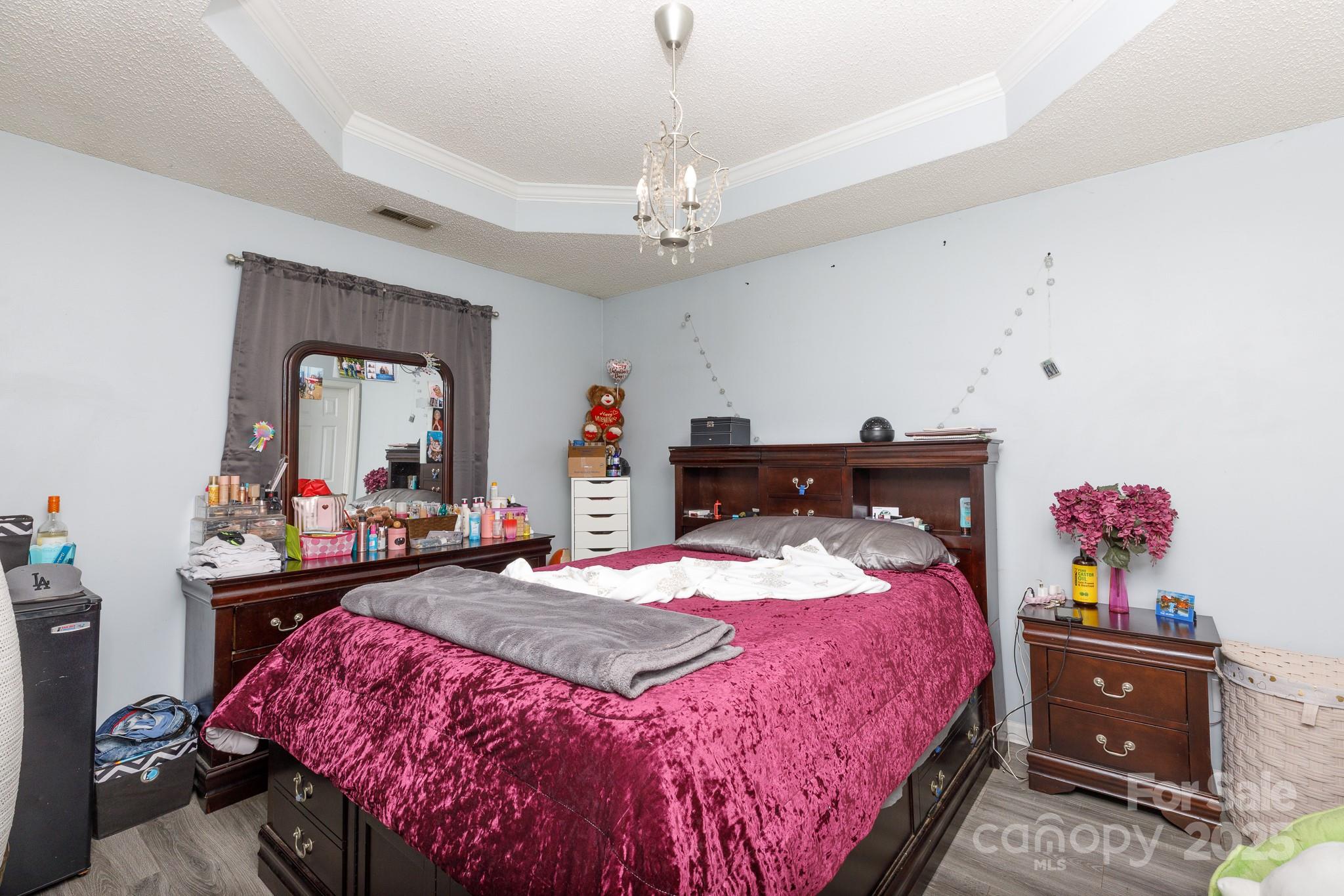 2260 Nuthatch Drive Property Photo 10