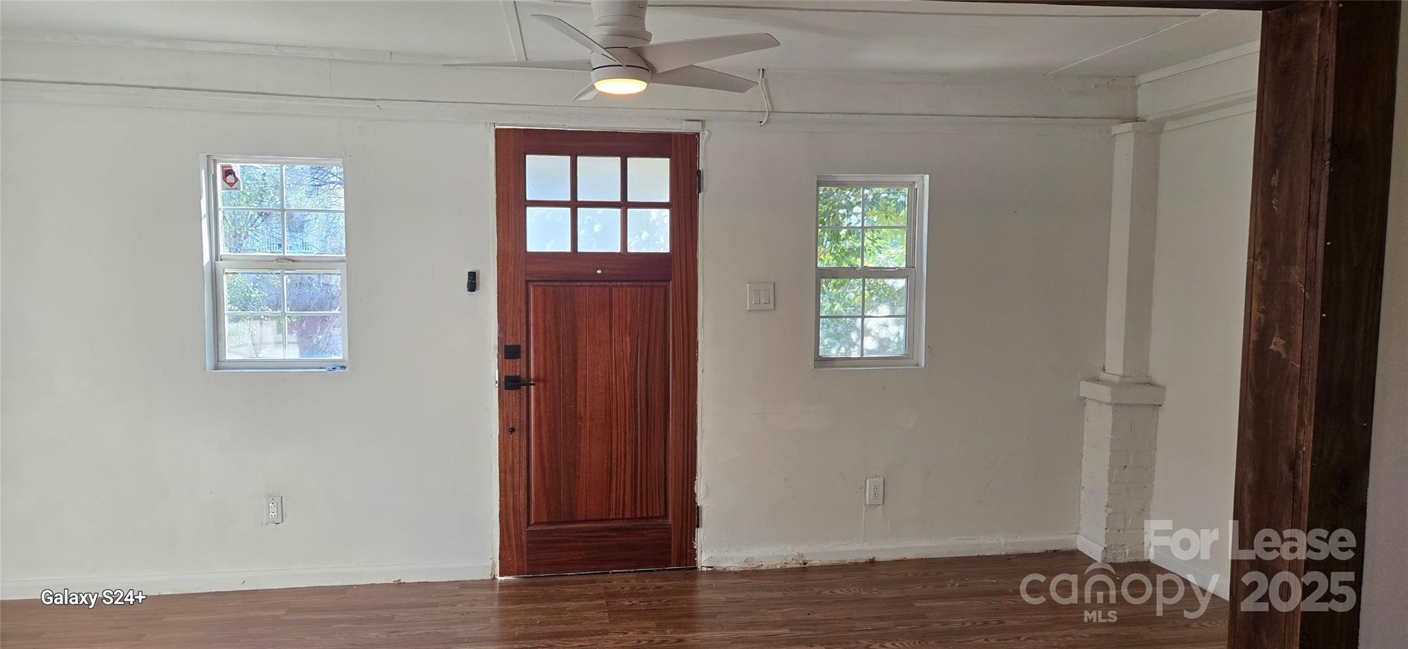 244 W Kingston Avenue Property Photo 2
