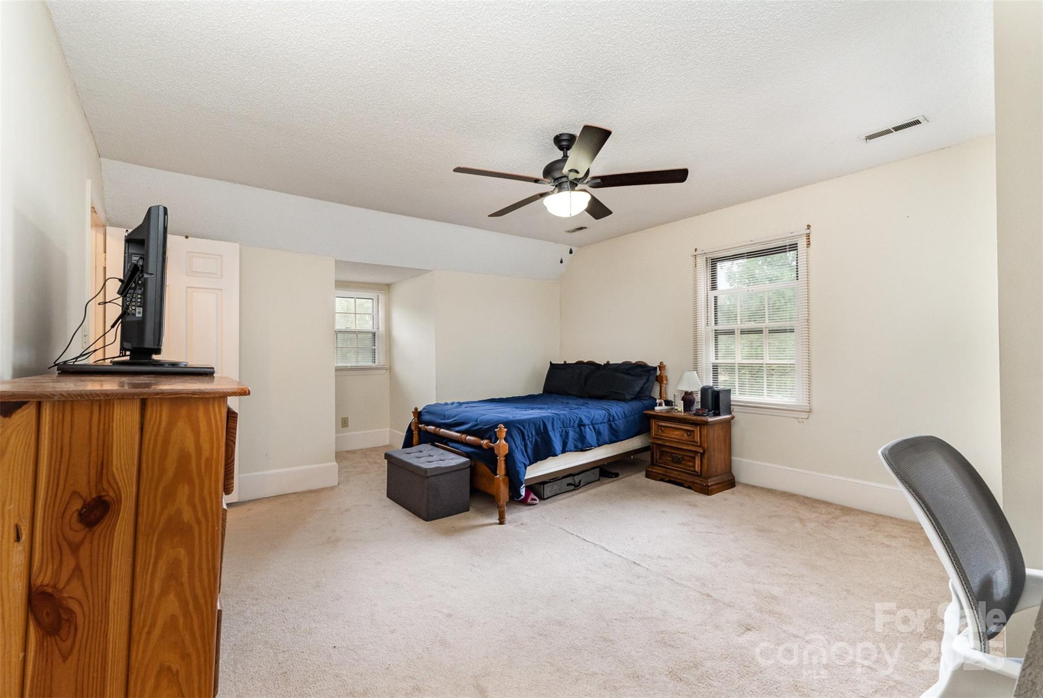 2635 Providence Drive Property Photo 13