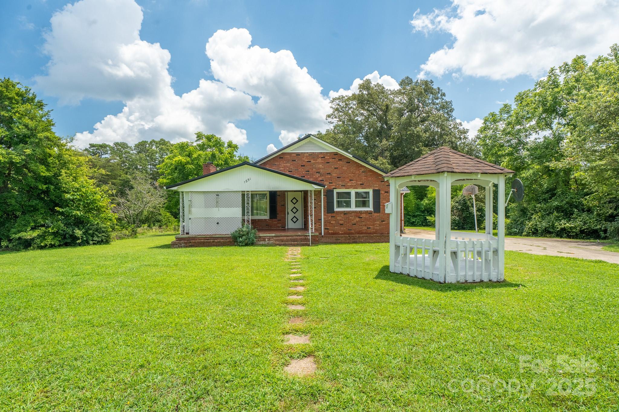 1851 Enon Road Property Photo 1