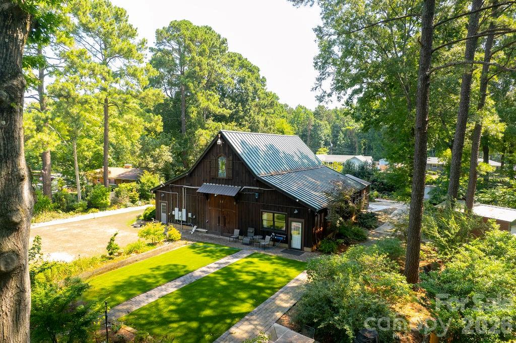 9032 Boyd Drive Property Photo 3